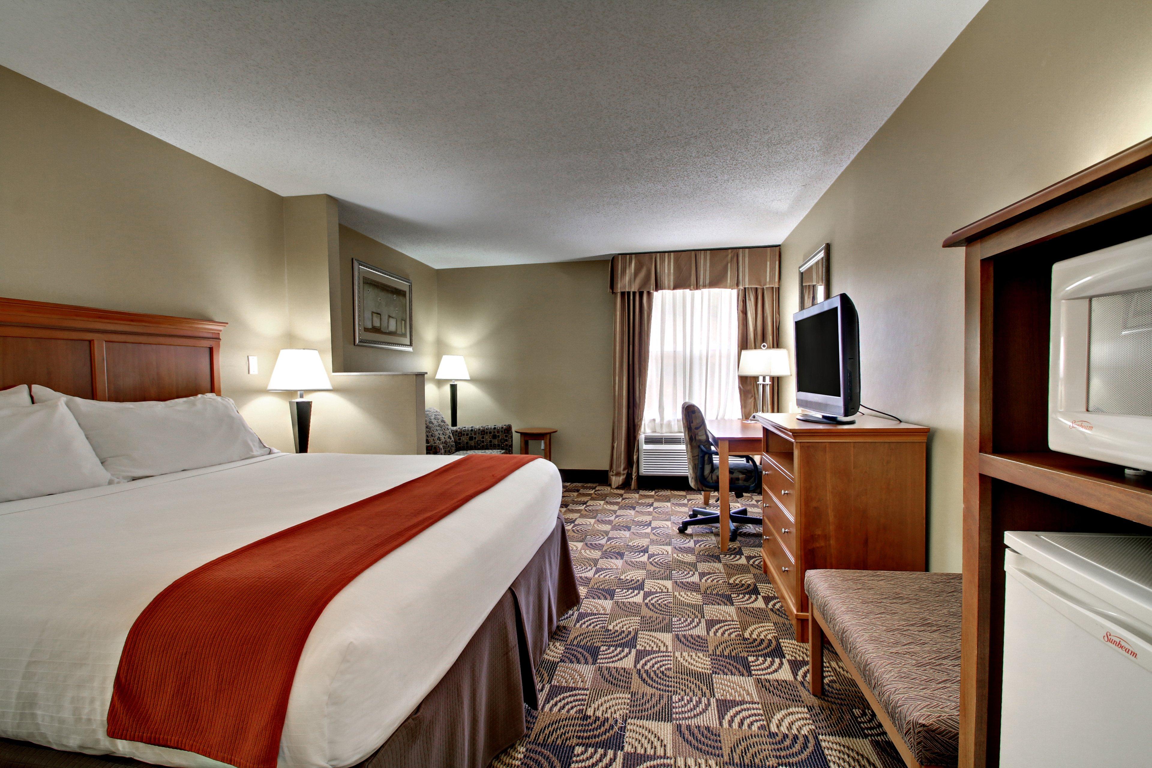 HOLIDAY INN EXPRESS HURRICANE BY IH