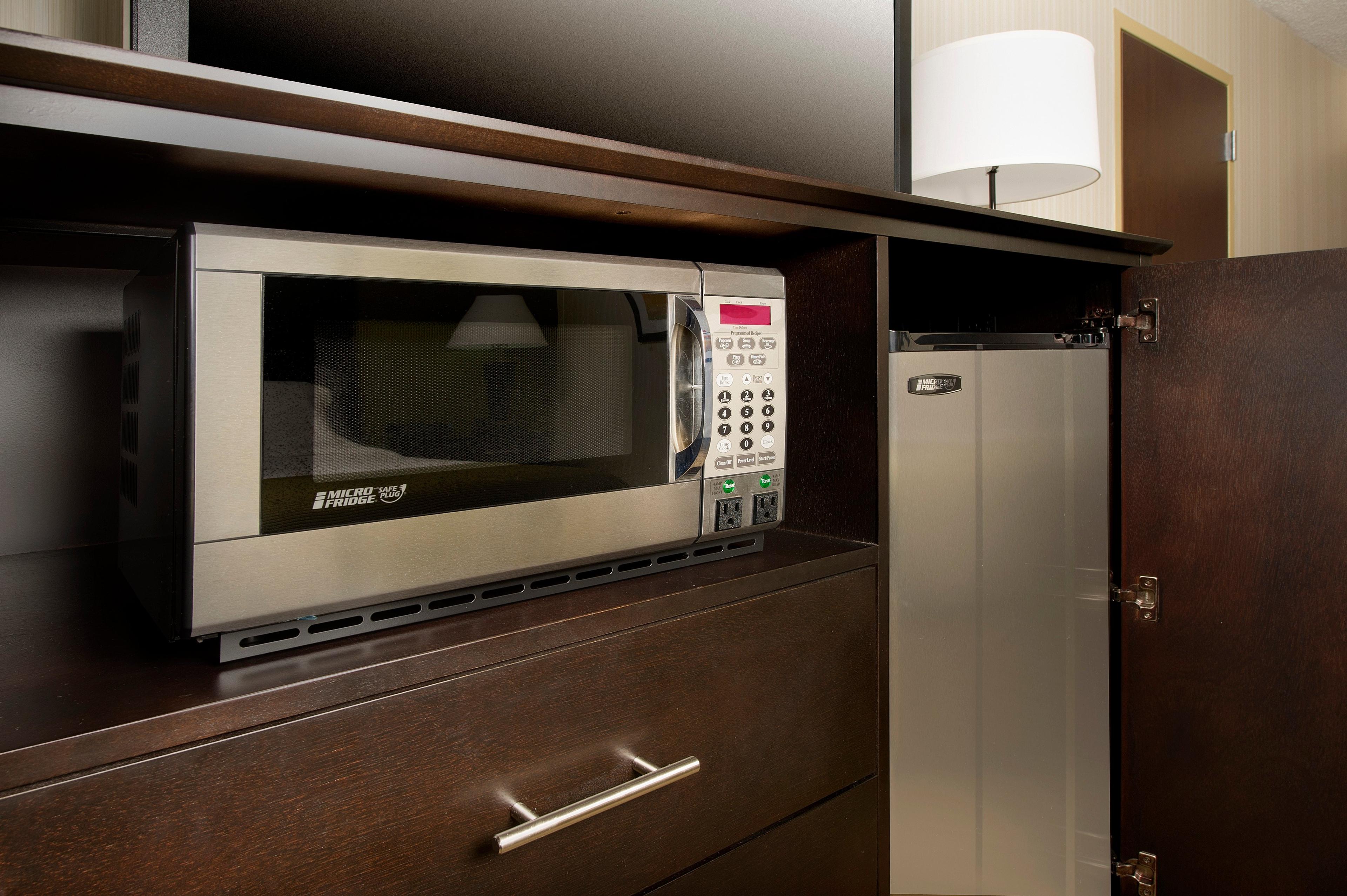 HOLIDAY INN EXPRESS DC BW PKWY BY I