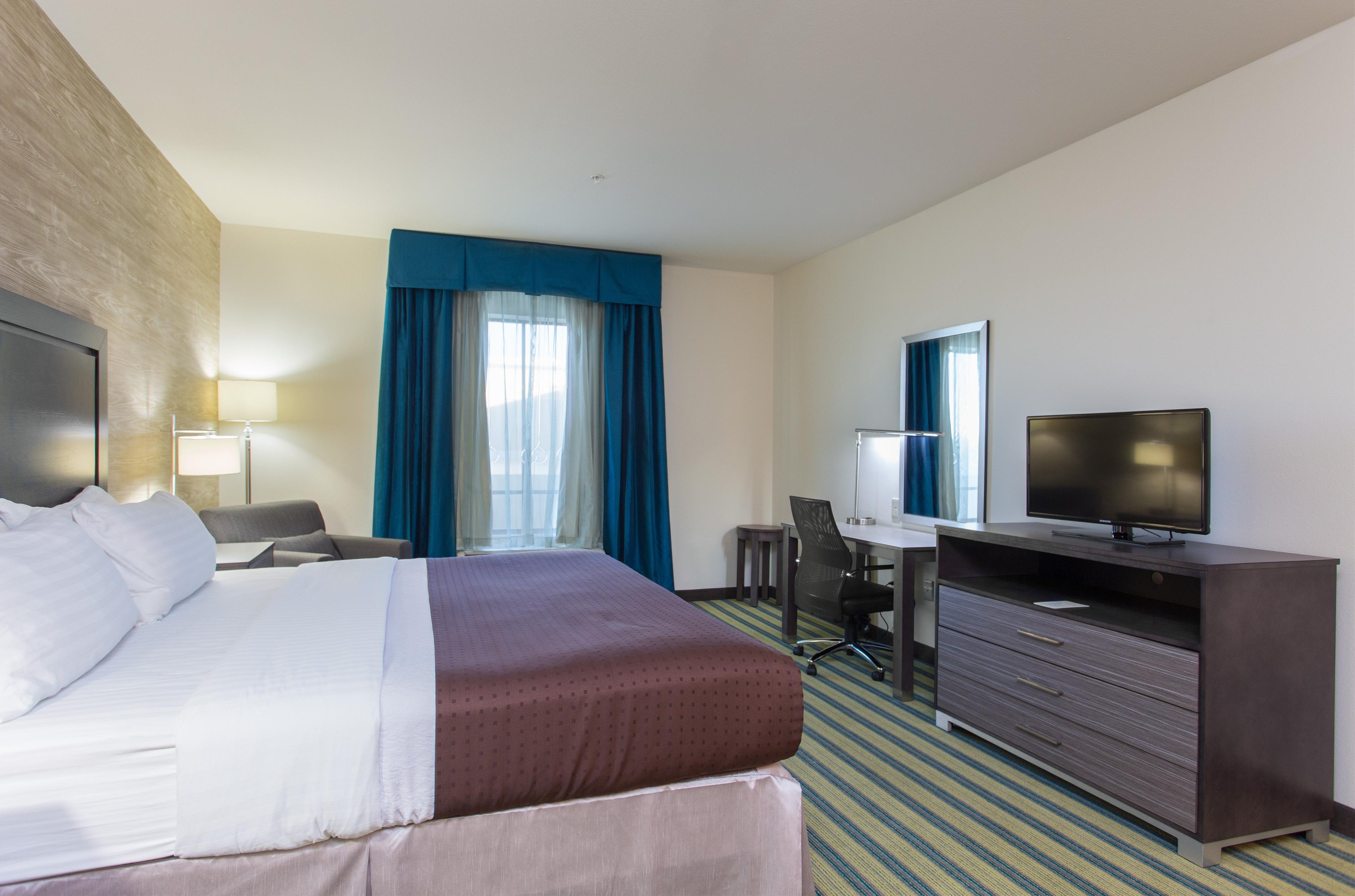 HOLIDAY INN ARKANSAS CONV CTR BY IH