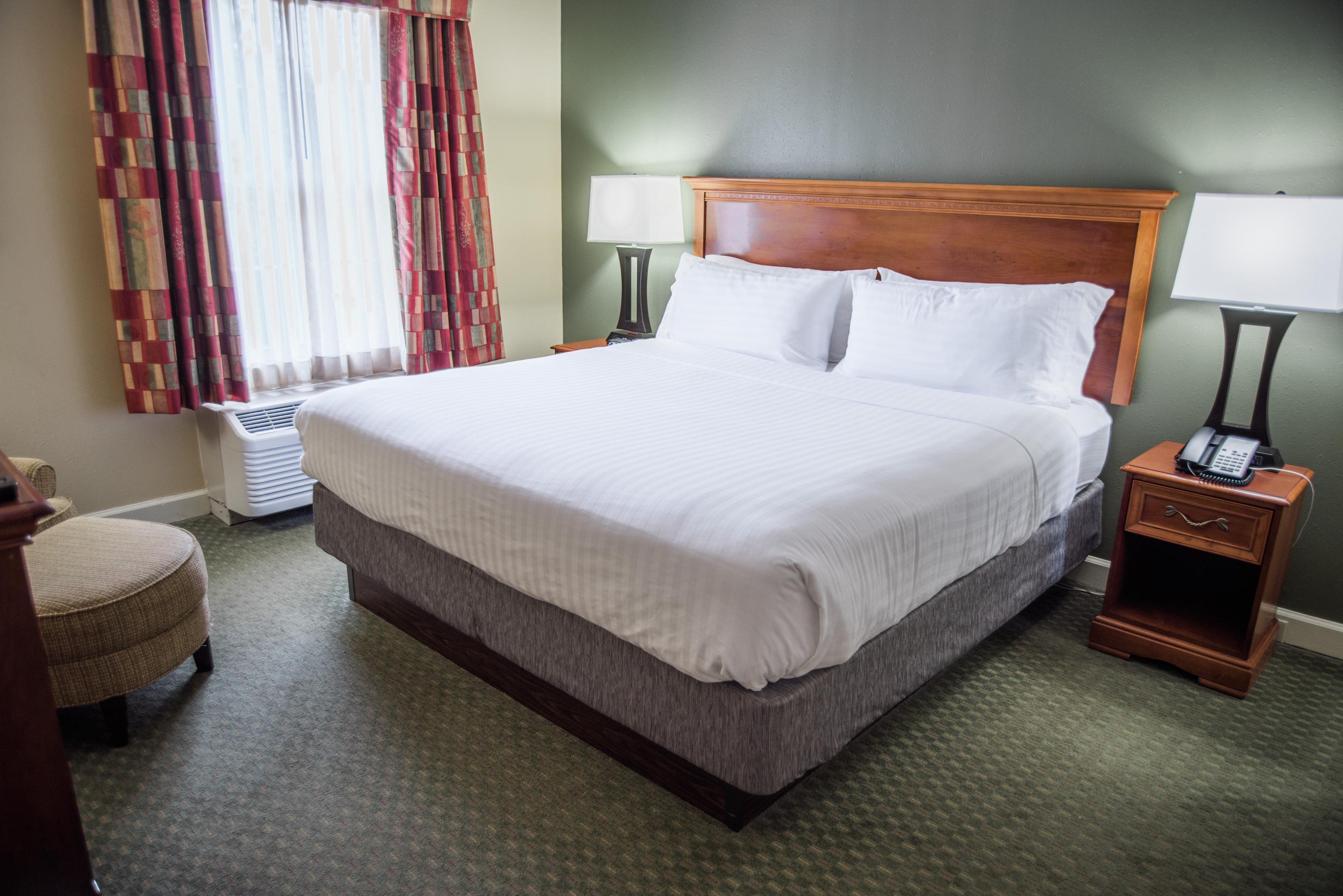 HOLIDAY INN EXP STES CONOVER BY IHG