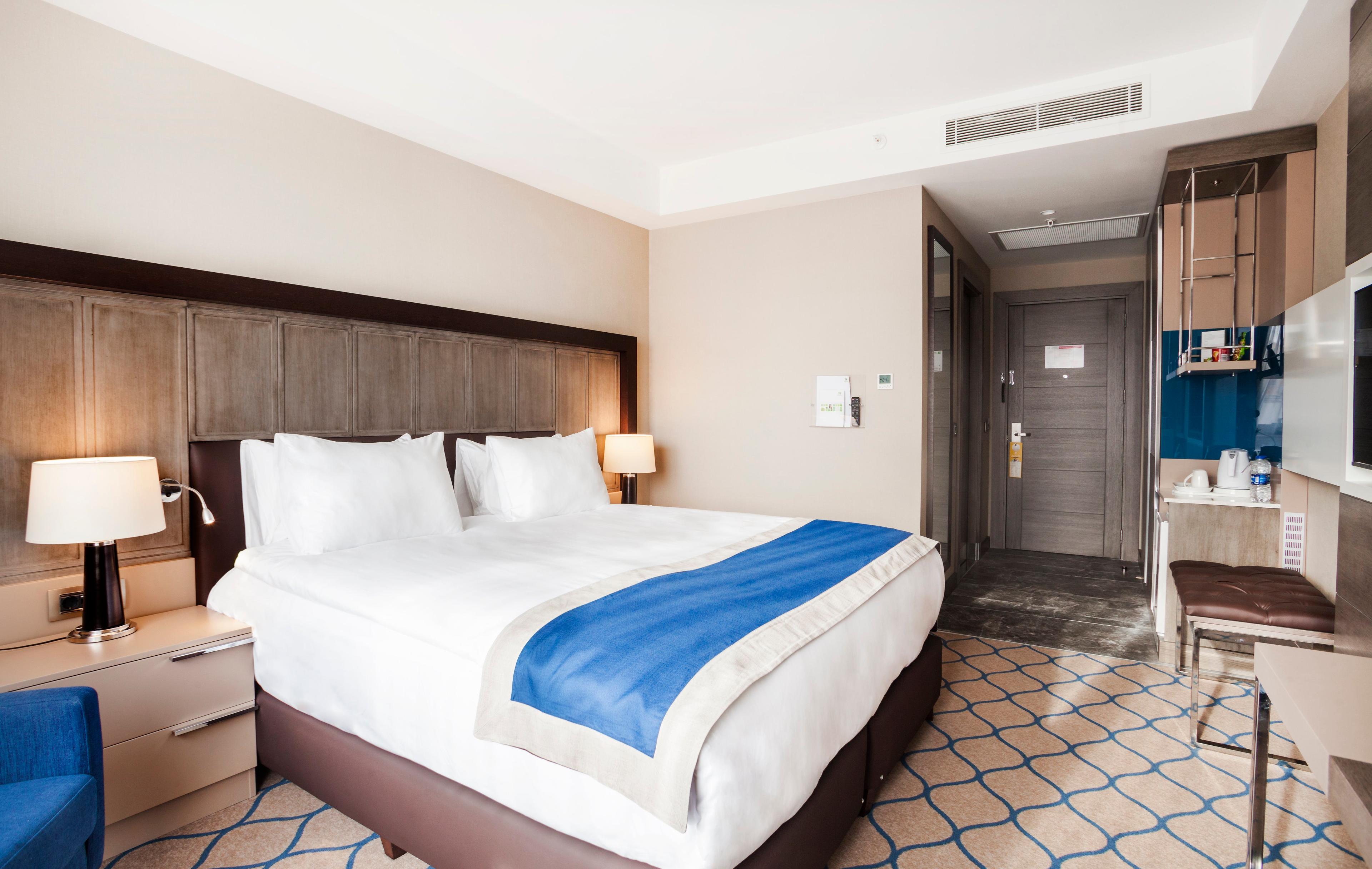 HOLIDAY INN DUVENONU BY IHG