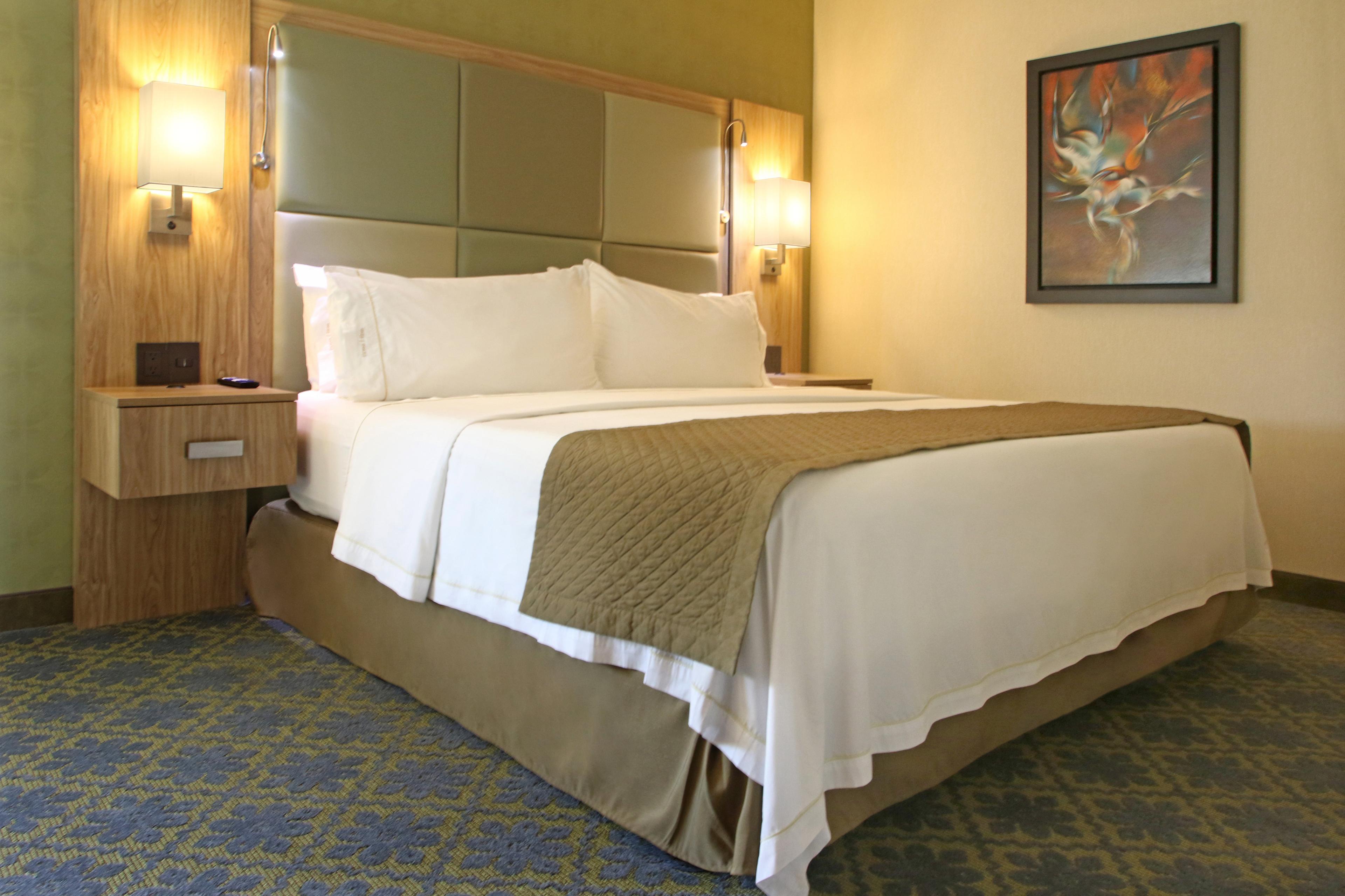 HOLIDAY INN EXP CUERNAVACA BY IHG