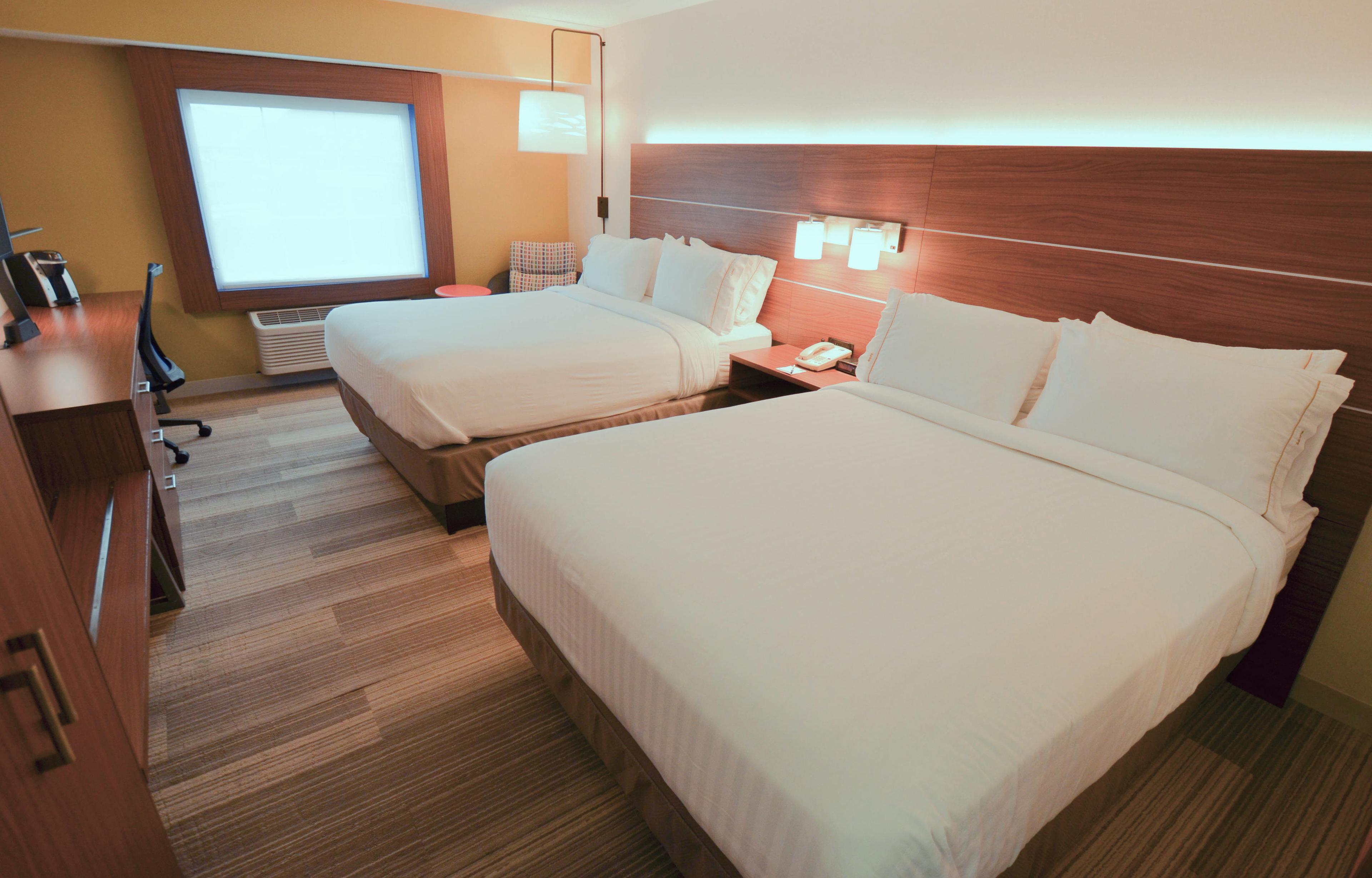 HOLIDAY INN EXPRESS BRIDGEVILL BY I