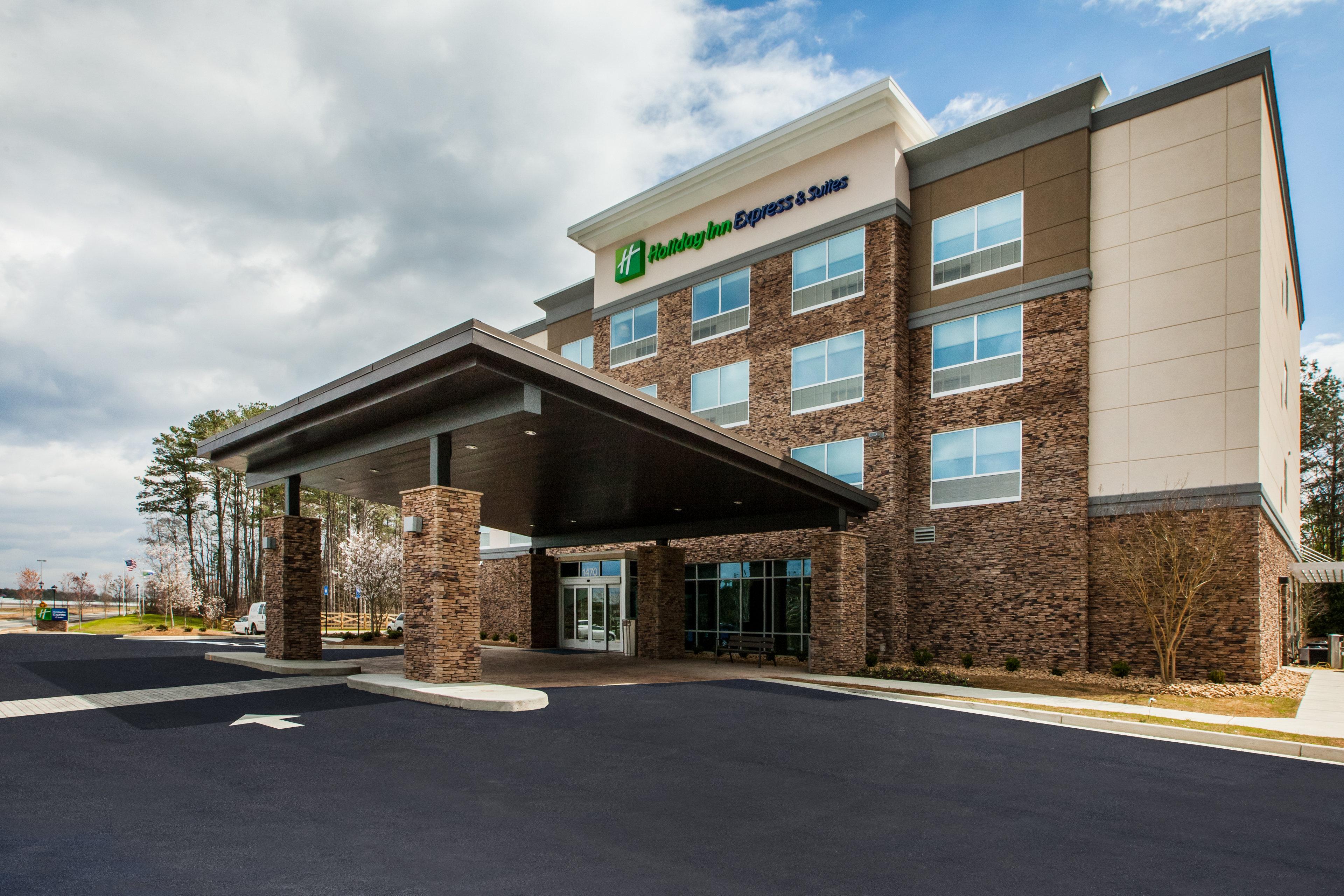 HOLIDAY INN EXP STES WOODSTOCK BY I