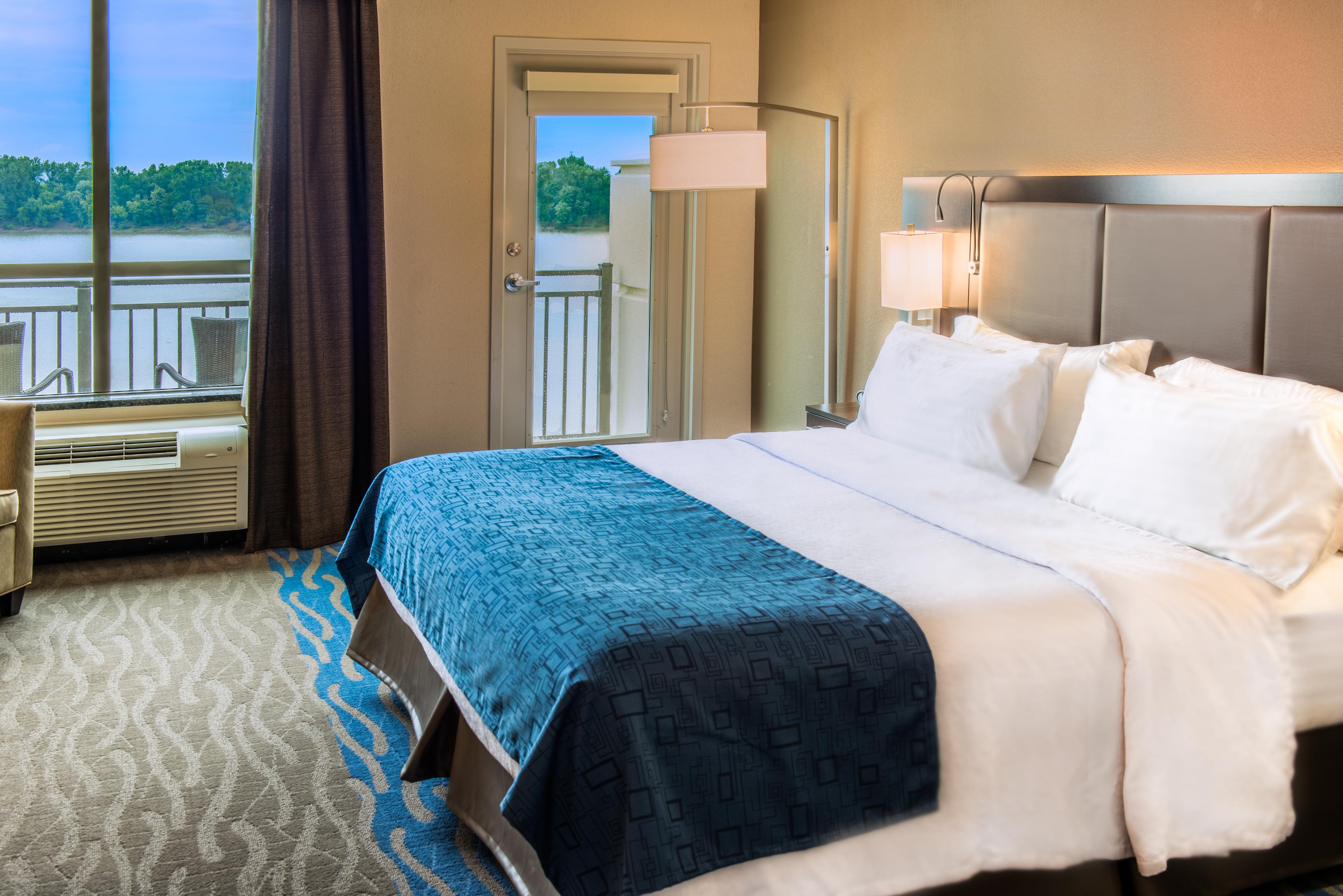 HOLIDAY INN OWENSBORO RIVERFRNT BY