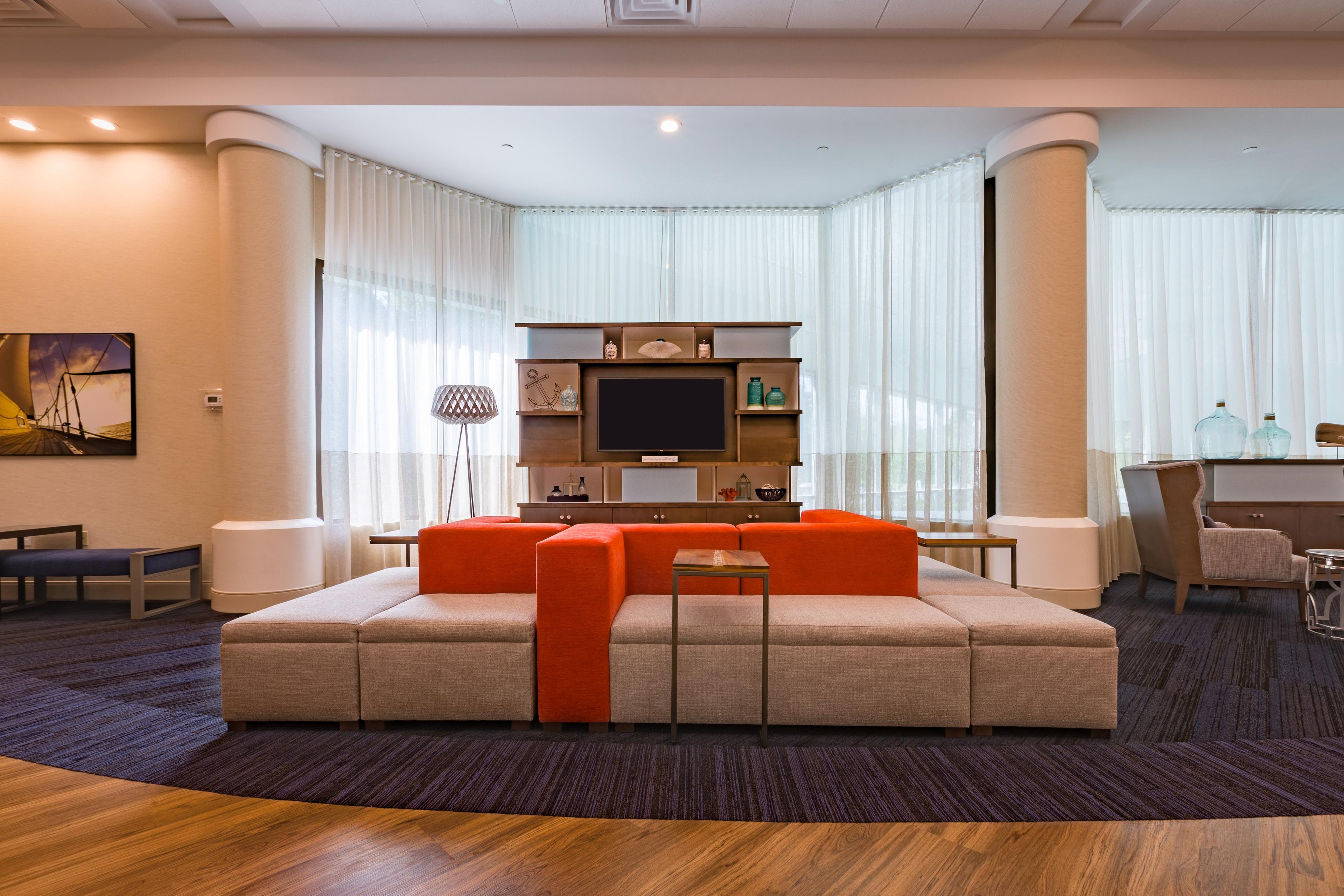HOLIDAY INN HAMPTON BY IHG