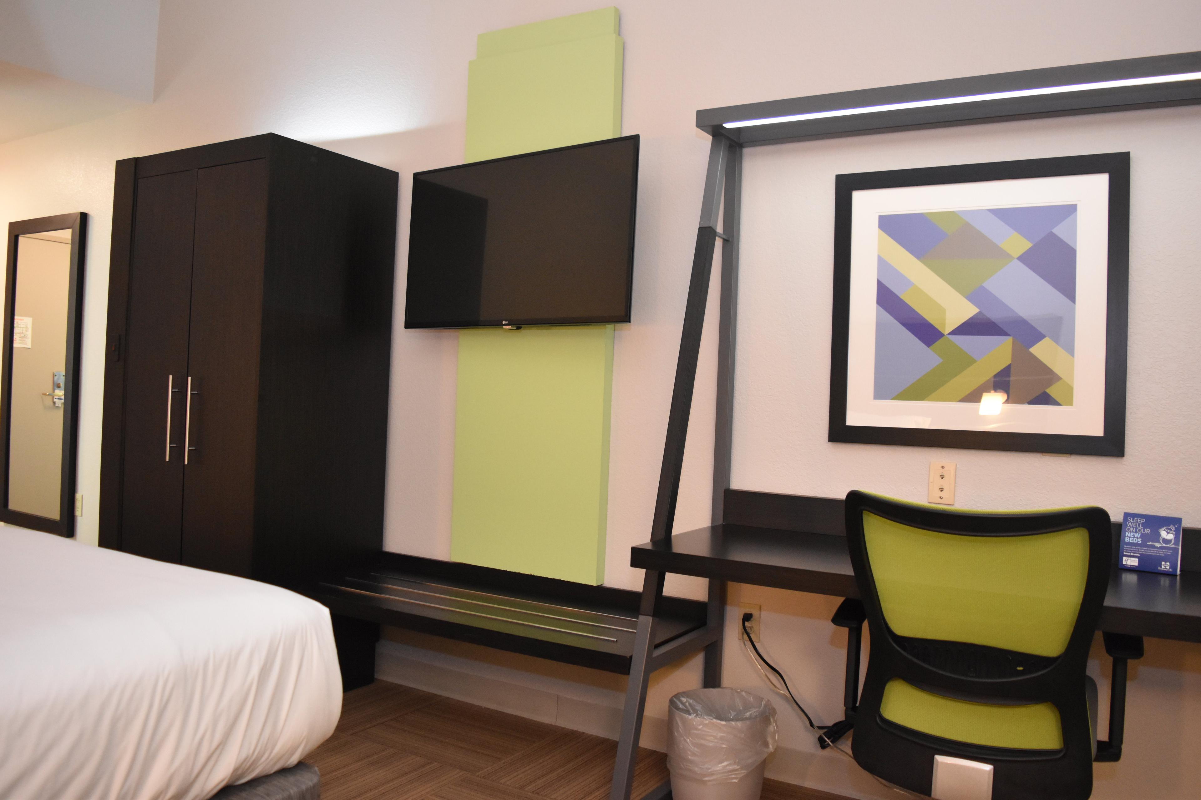 HOLIDAY INN EXP VENICE I-75 BY IHG