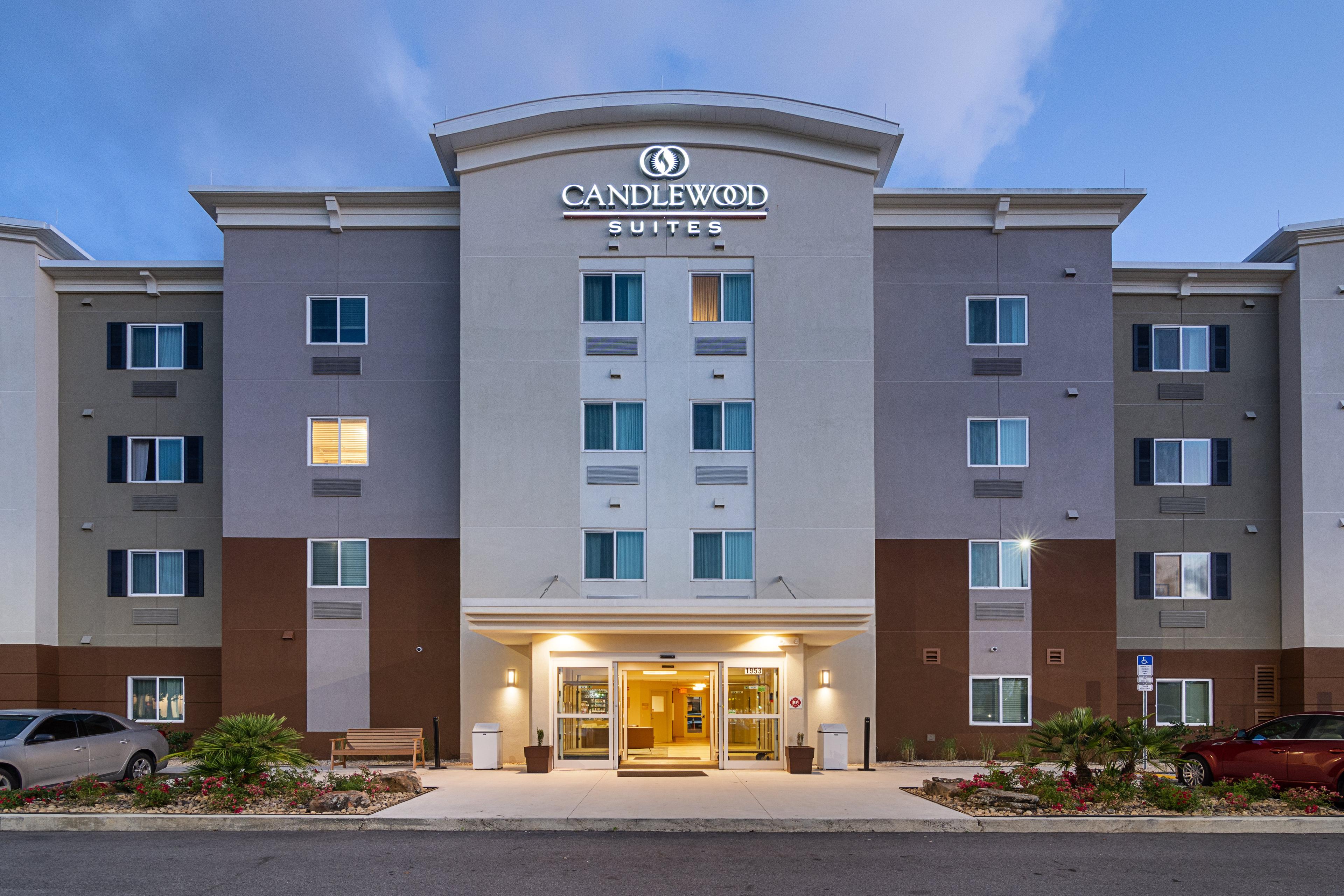 CANDLEWOOD STES UNIVERSITY AREA BY