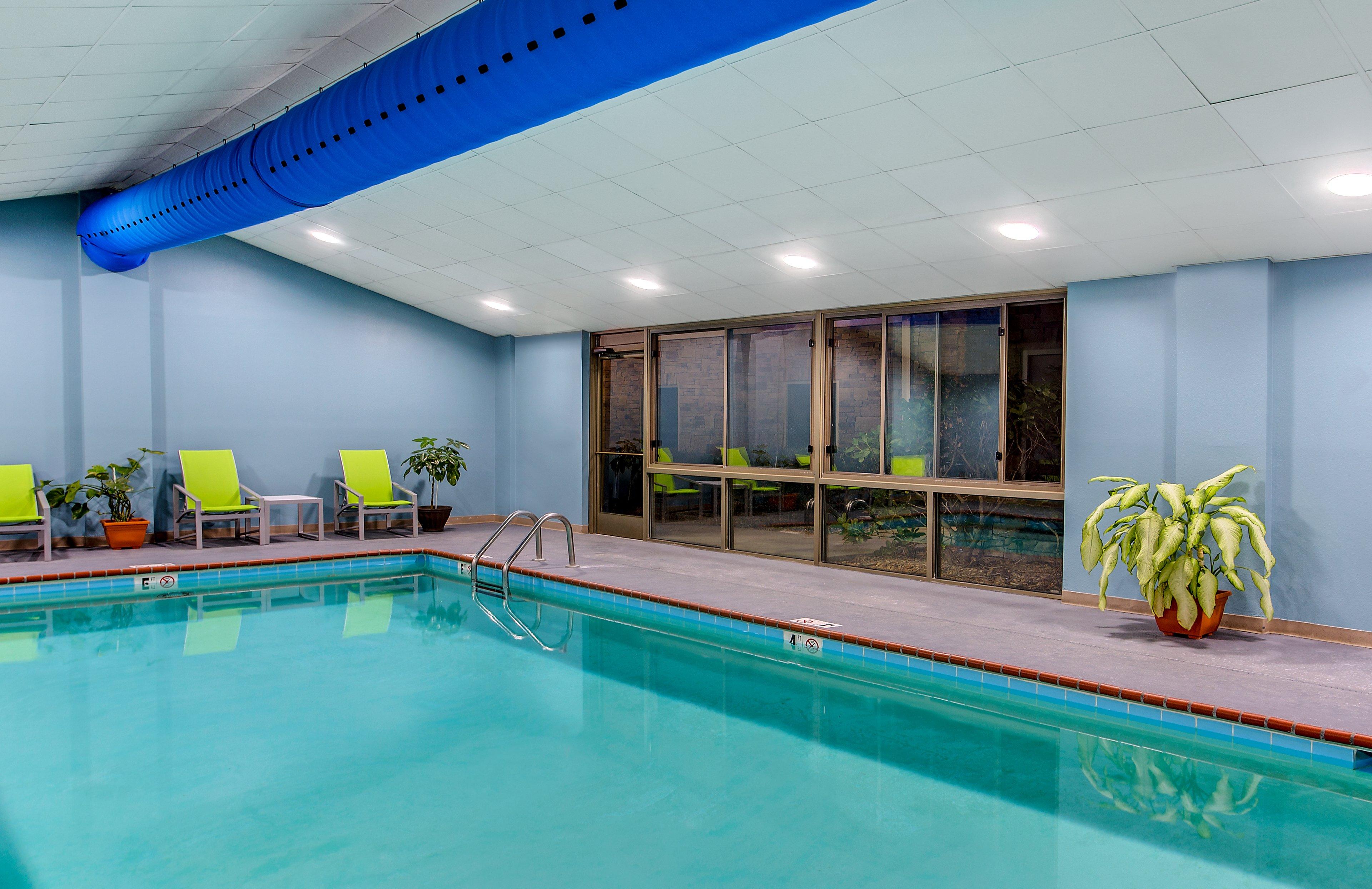 HOLIDAY INN EXP STES COLLEGE BY IHG
