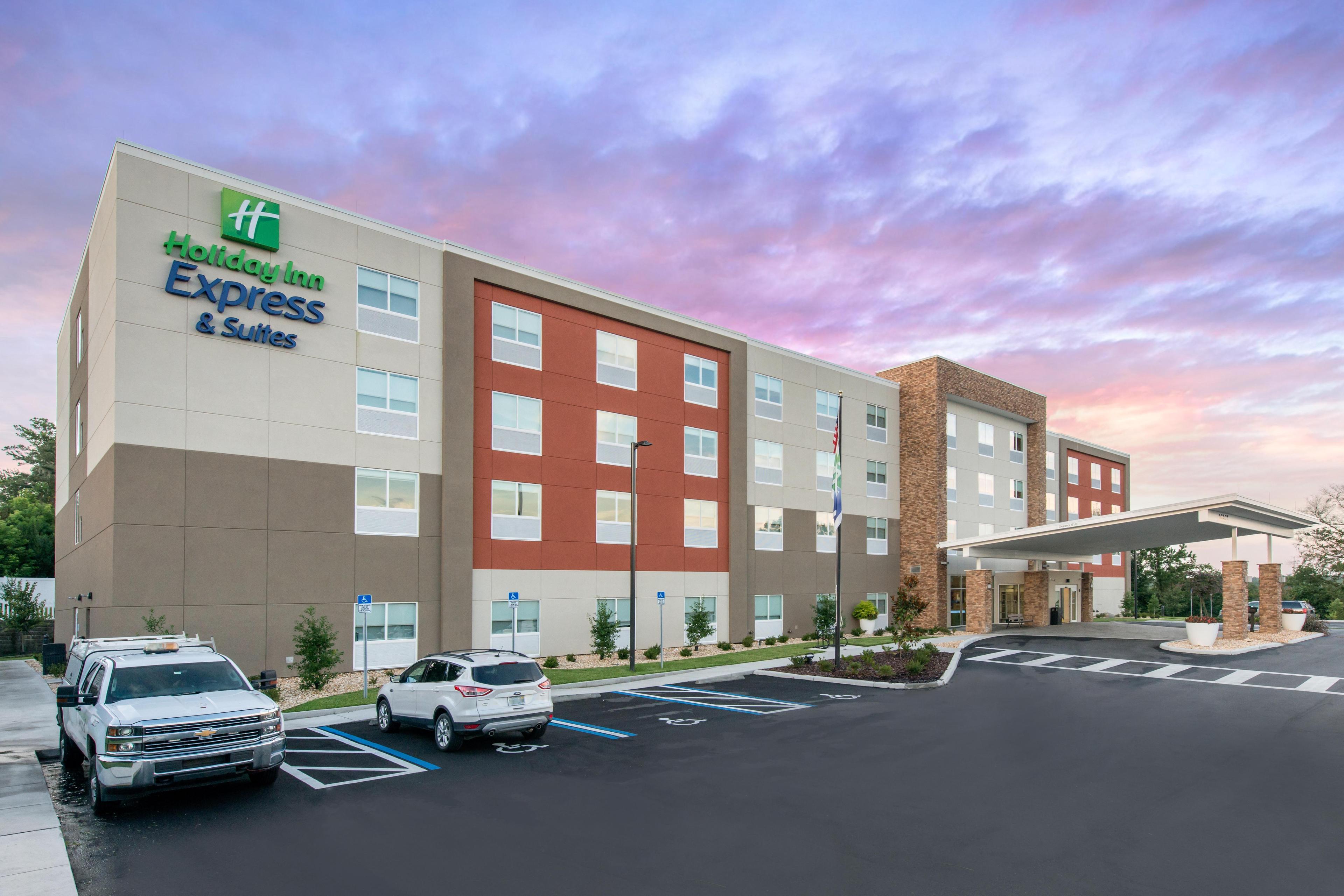 HOLIDAY INN EXP SUITES ALACHUA BY I