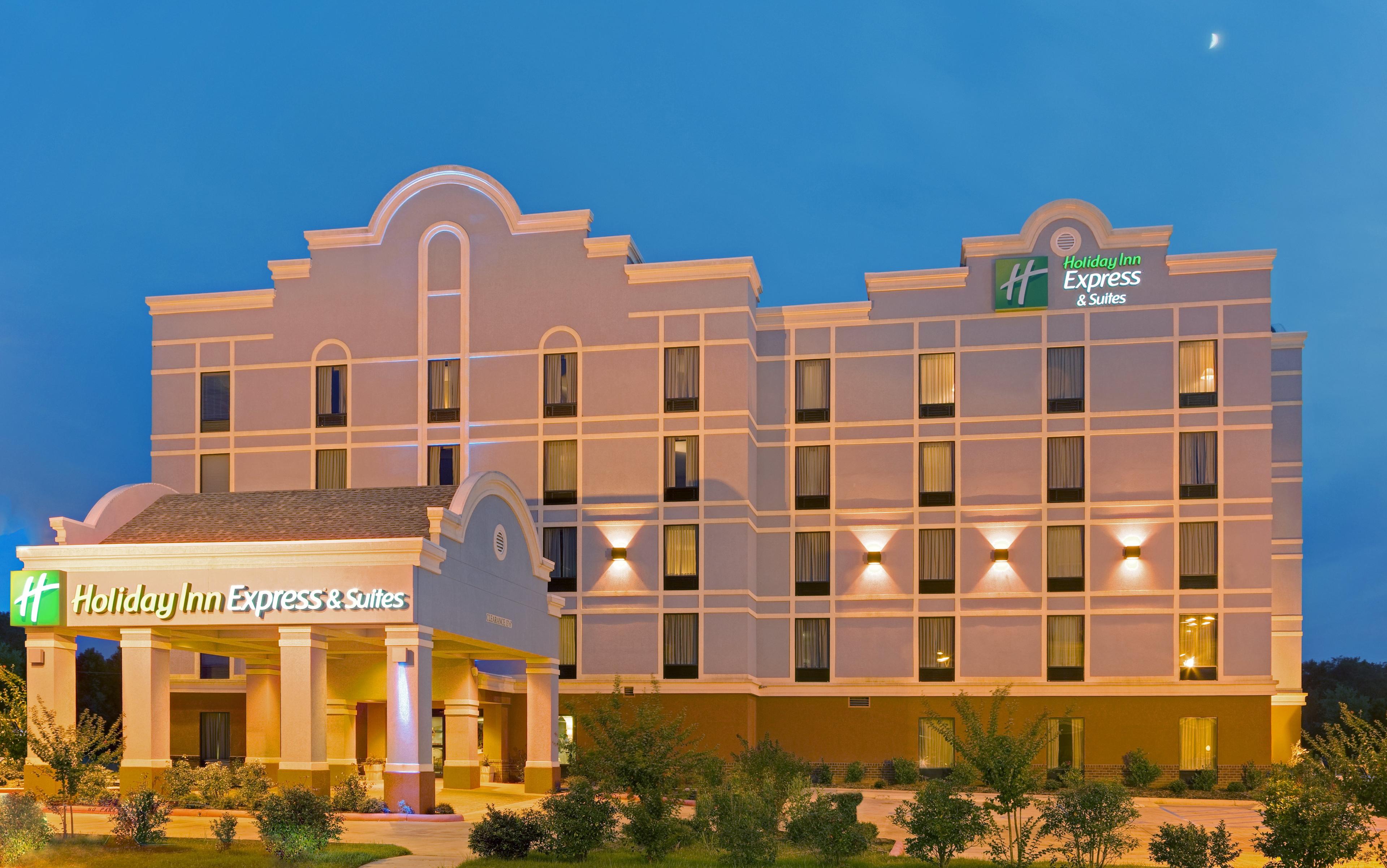 HOLIDAY INN EXP STES GREENWOOD BY I
