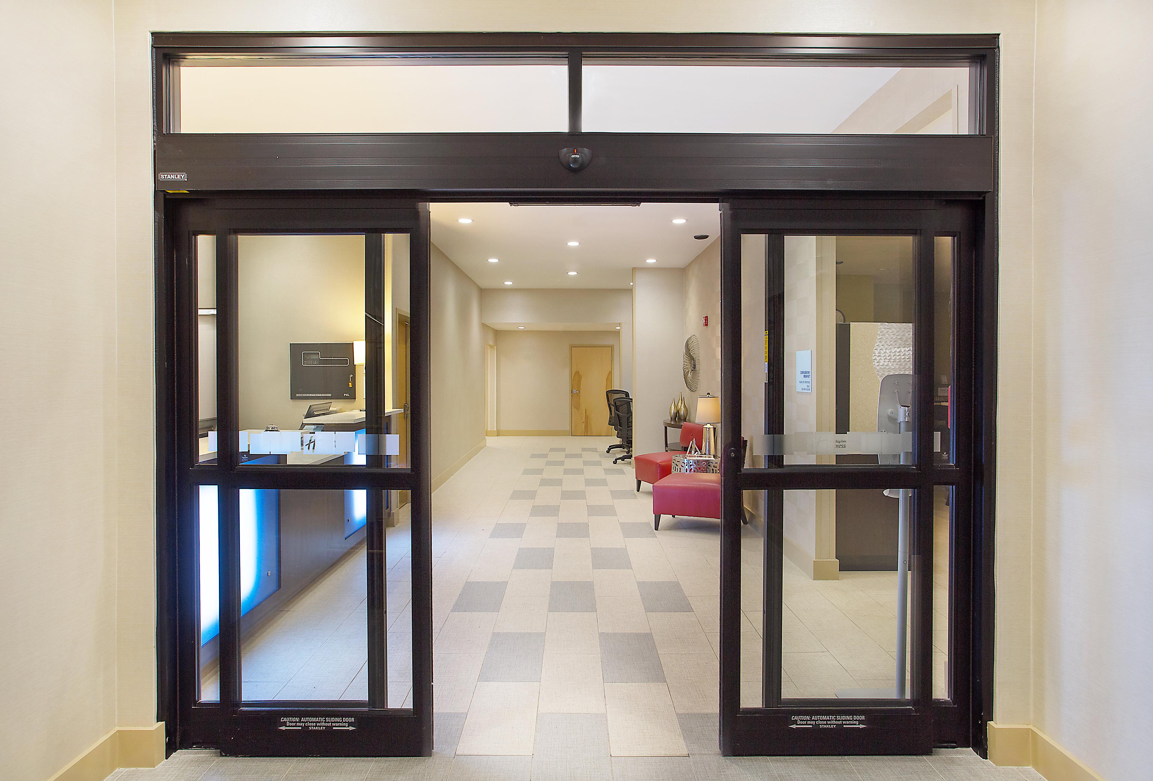 HOLIDAY INN EXP BEREA BY IHG