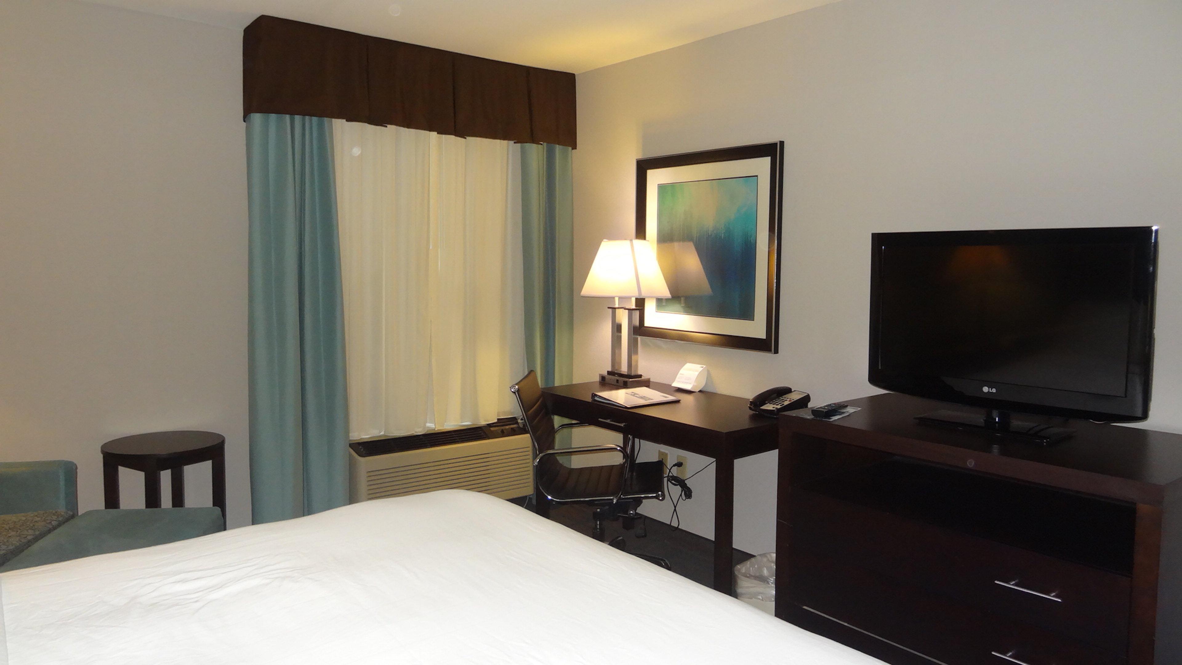 HOLIDAY INN EXP BONNER SPRING BY IH