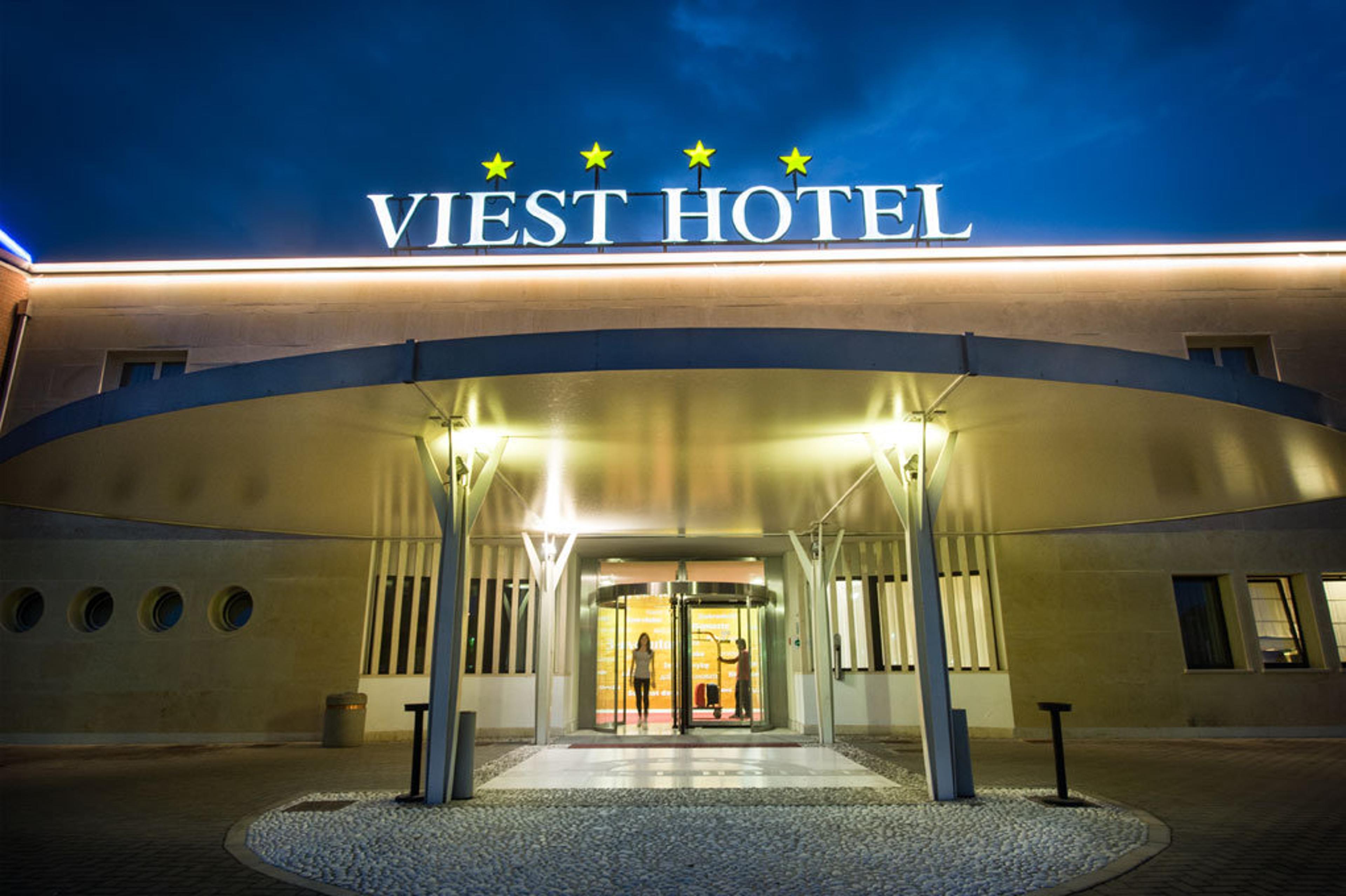 VIEST HOTEL
