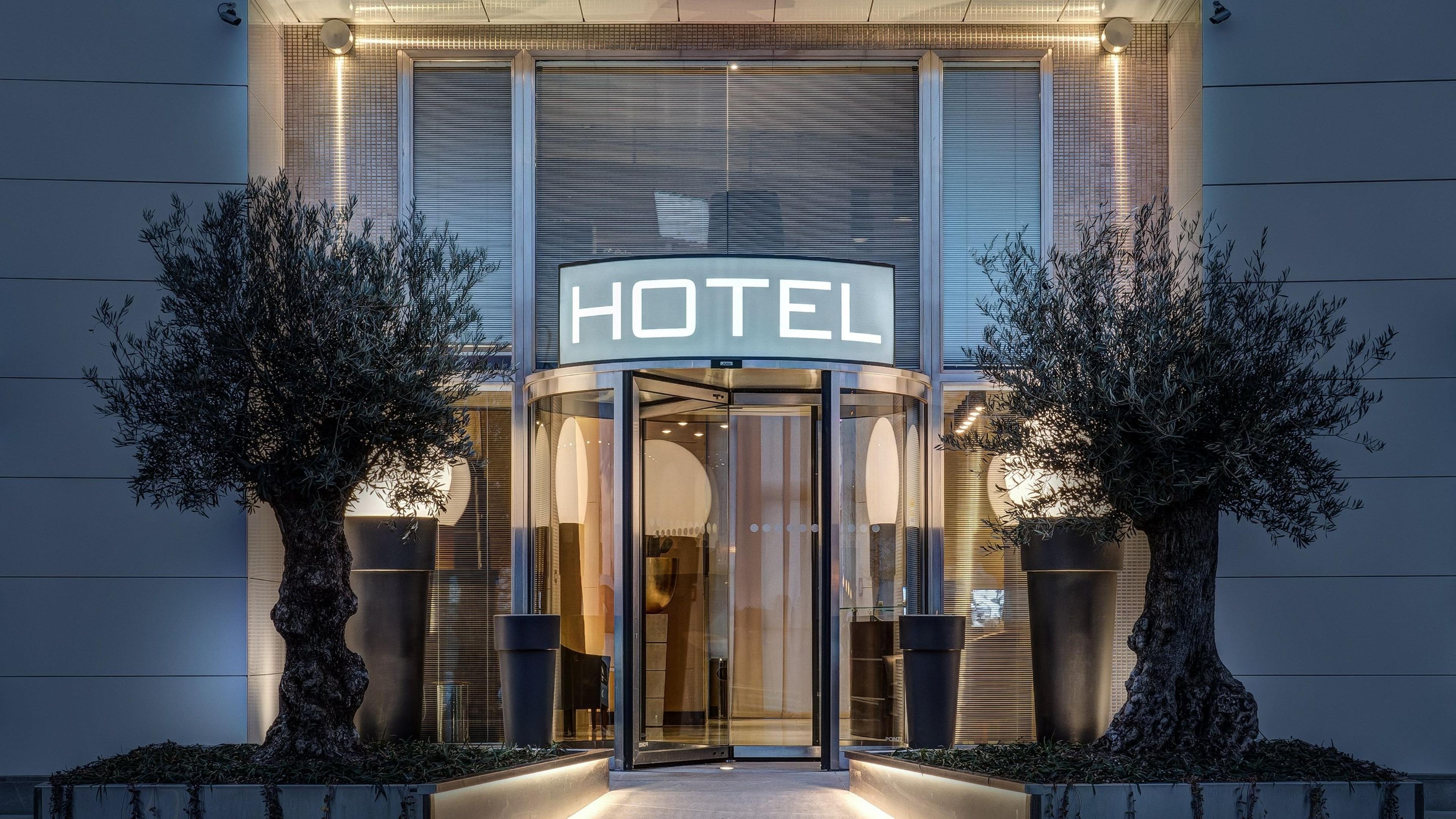 Hotel Photo 1