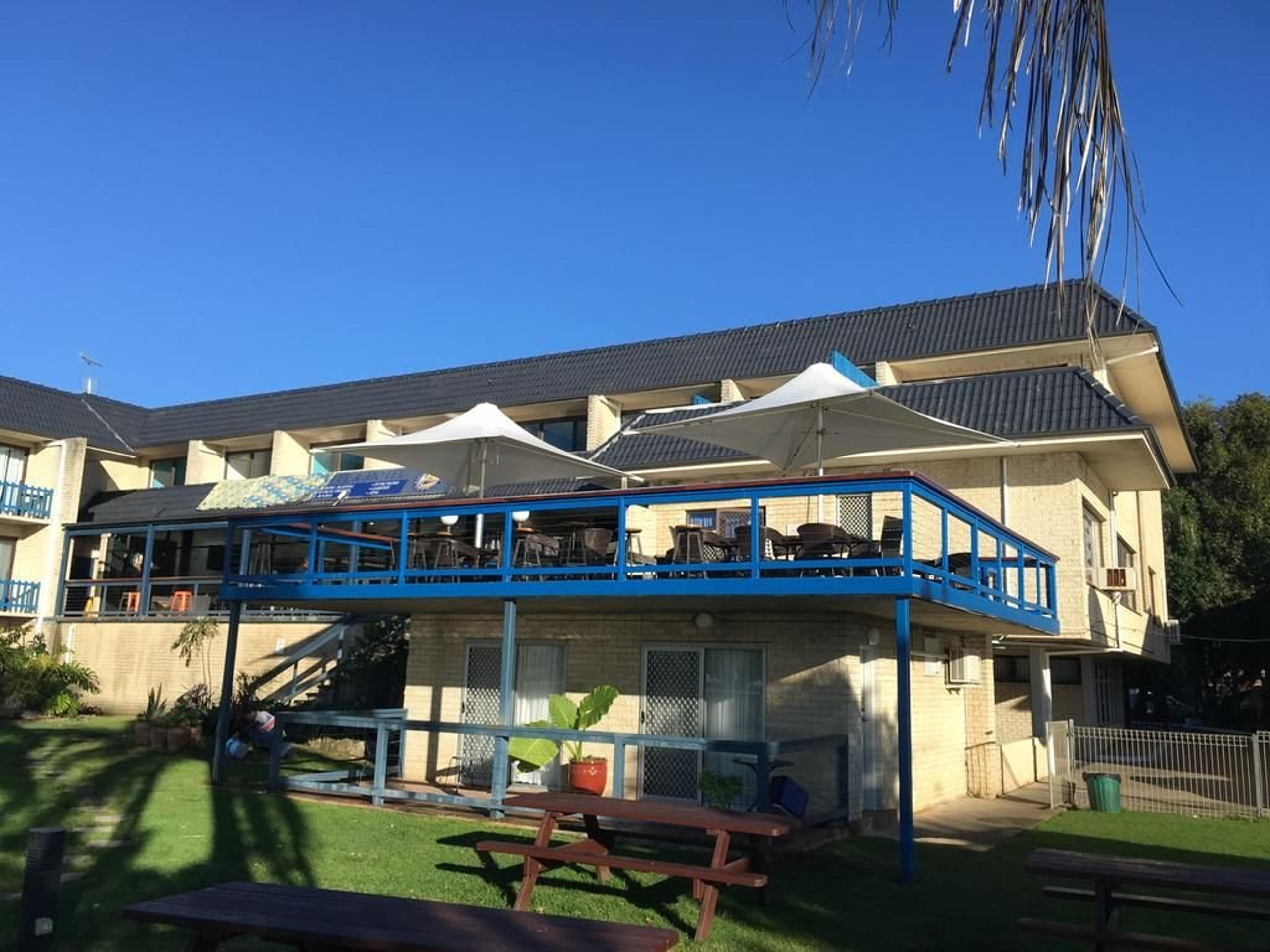 MARINERS ON THE WATERFRONT HOTEL