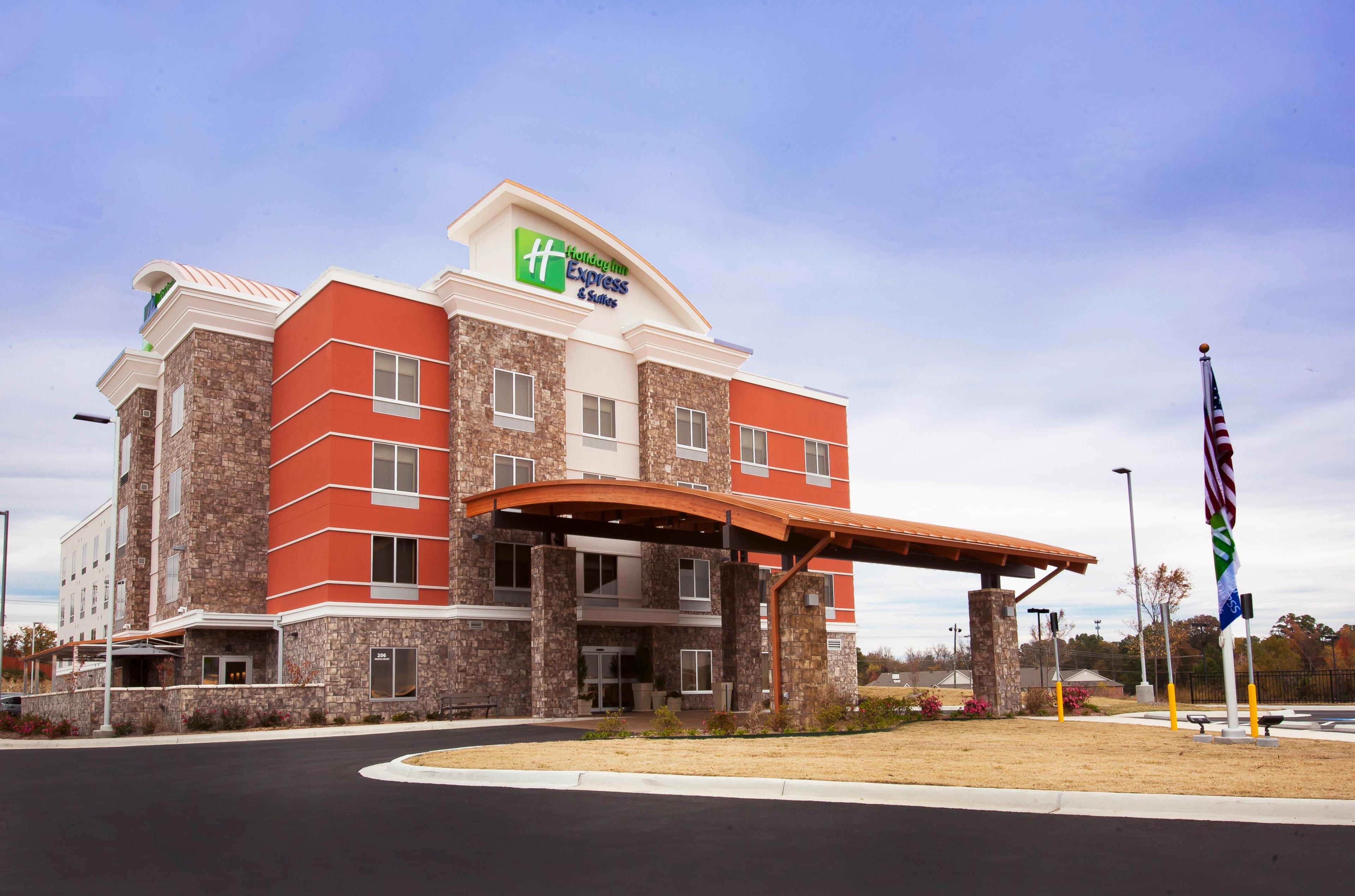 HOLIDAY INN EXP STES HOT SPR BY IHG