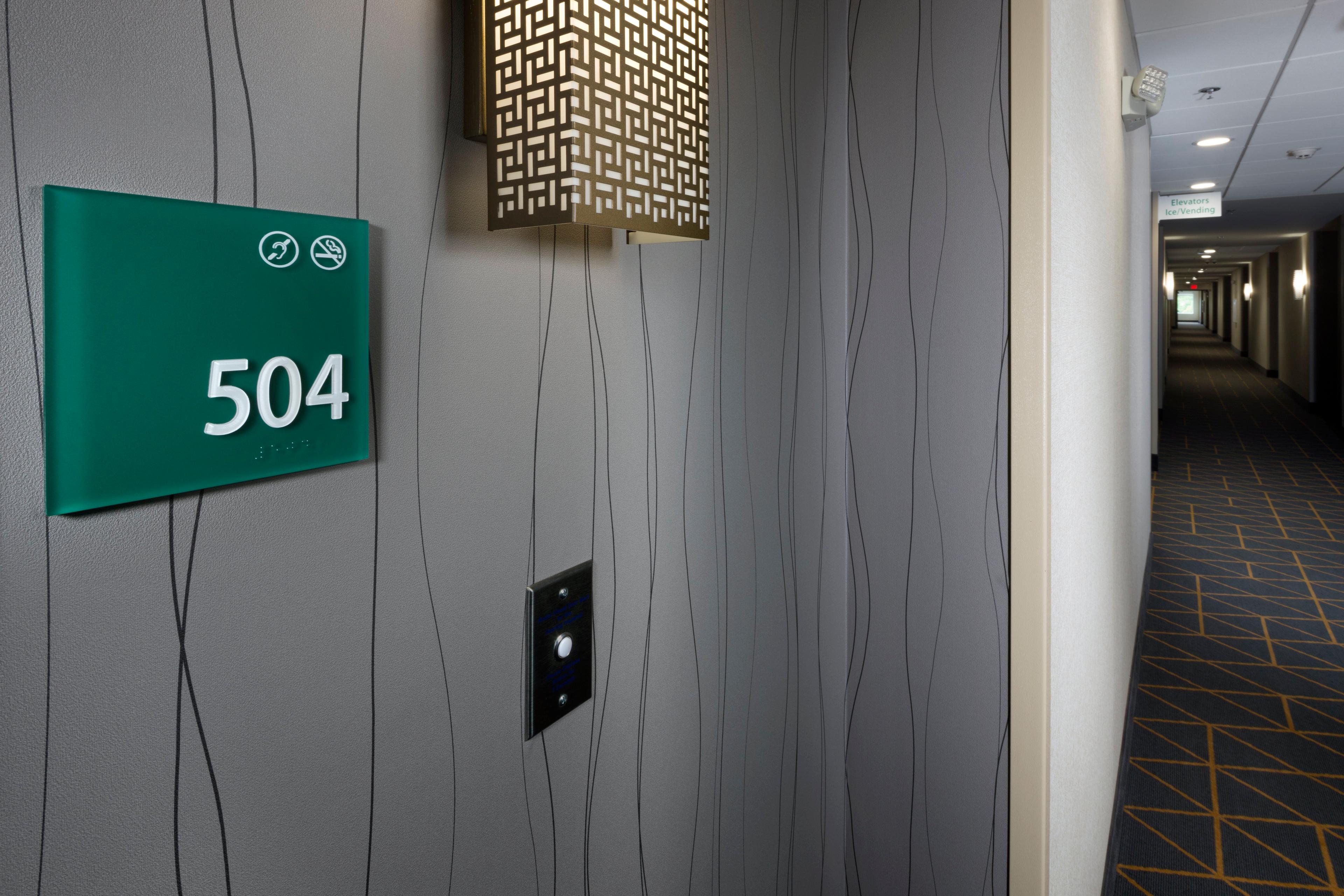 HOLIDAY INN STES ARDEN AIRPORT BY I