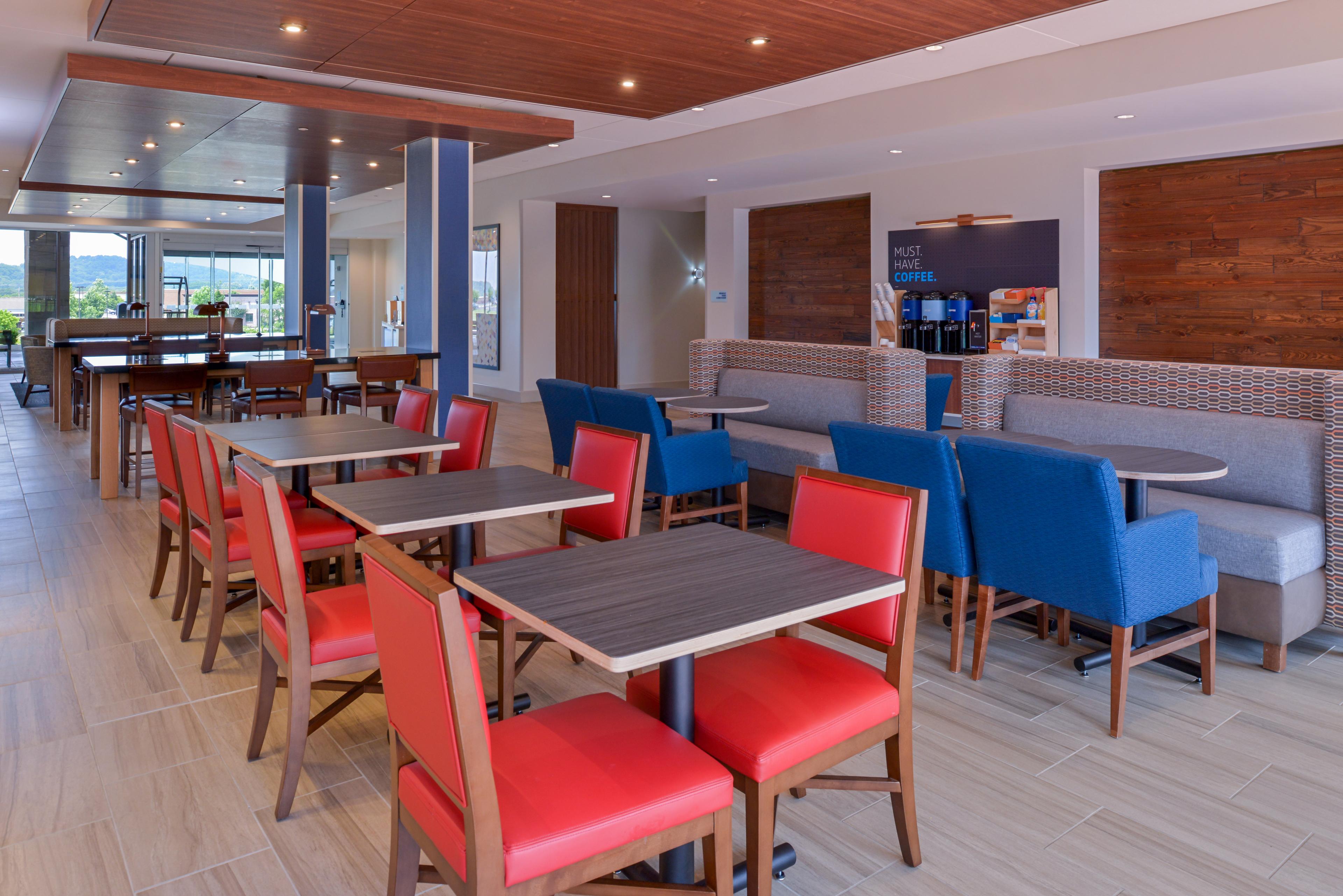 HOLIDAY INN EXP SPRING HILL BY IHG