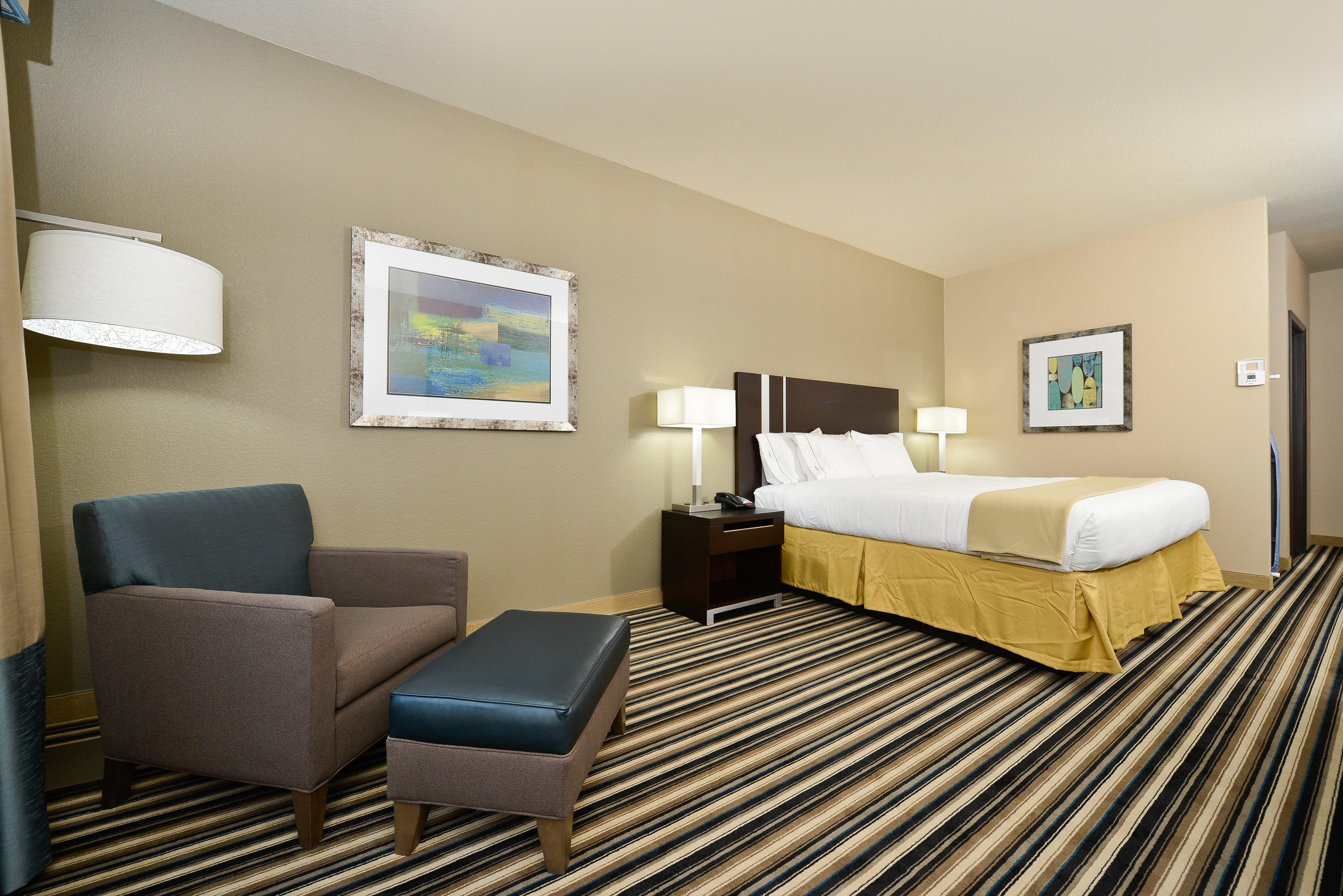 HOLIDAY INN EXP STES FORRESTAR
