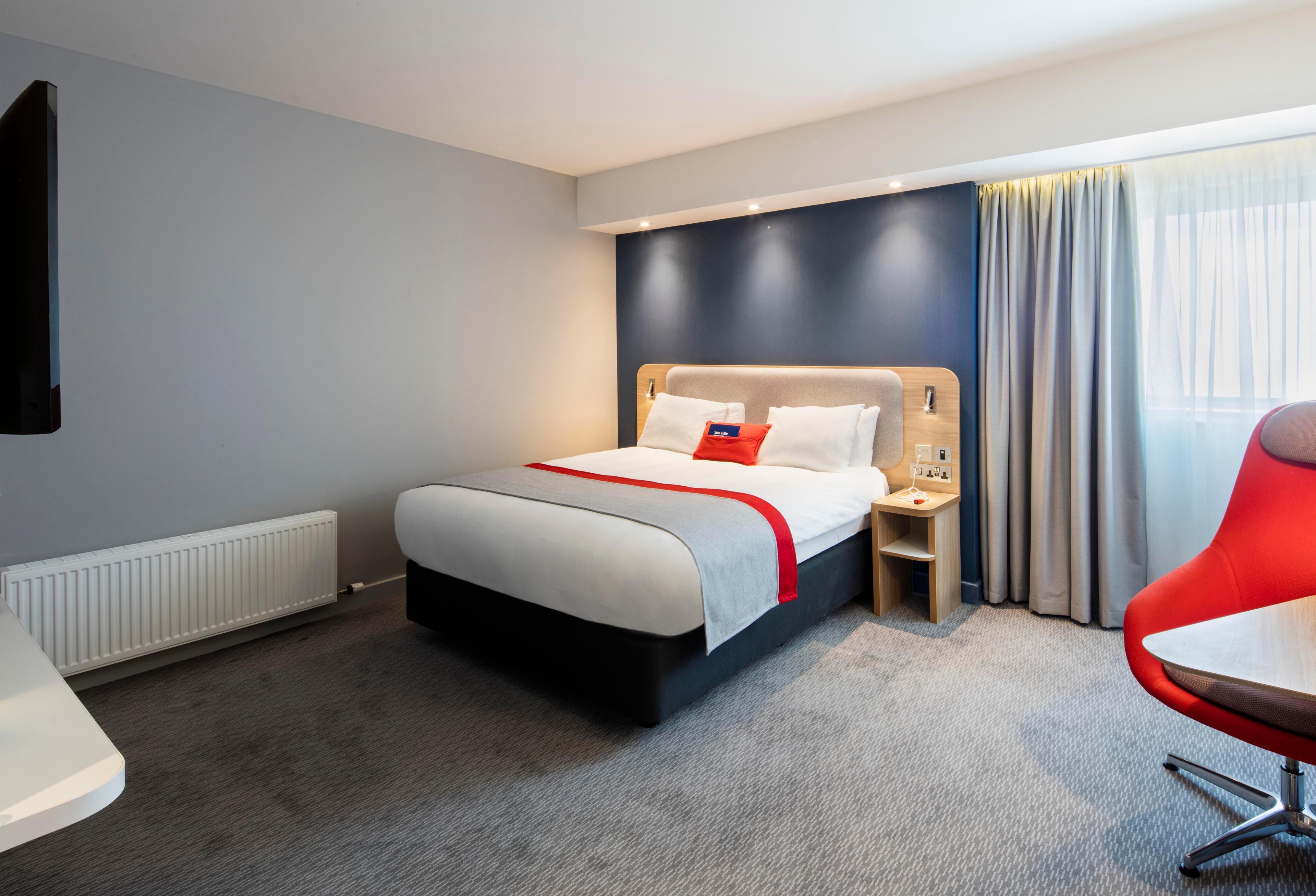 HOLIDAY INN EXP BELFAST CITY BY IHG