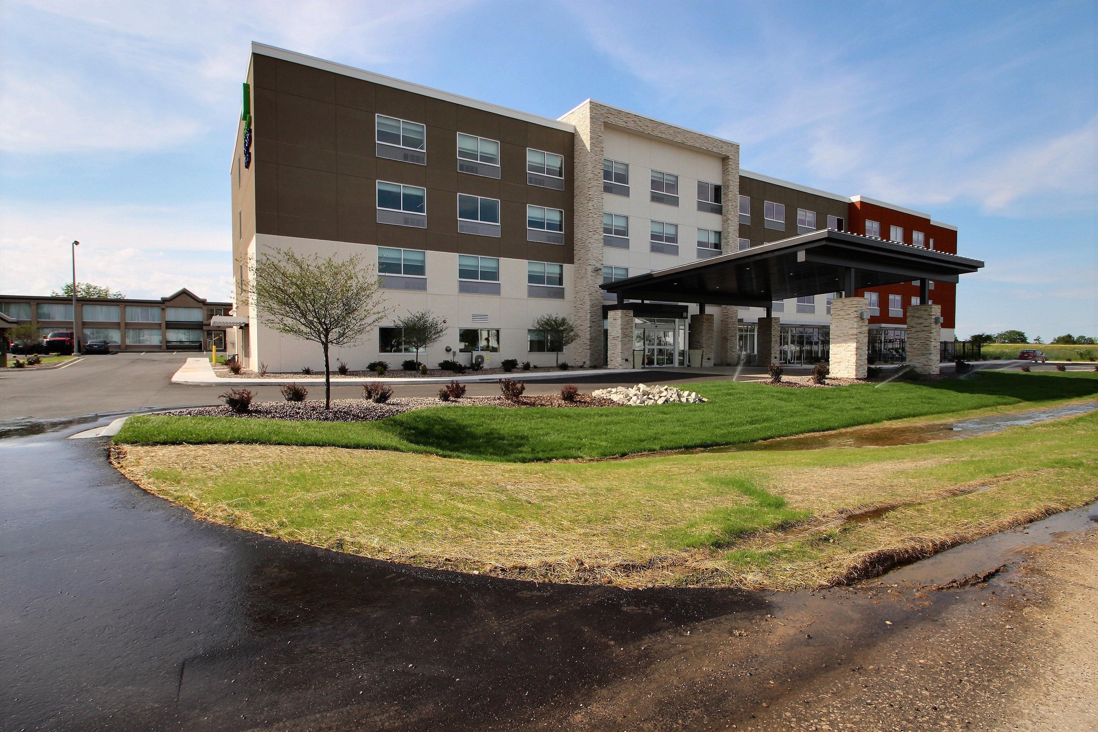 HOLIDAY INN EXP STES FOND DU BY IHG