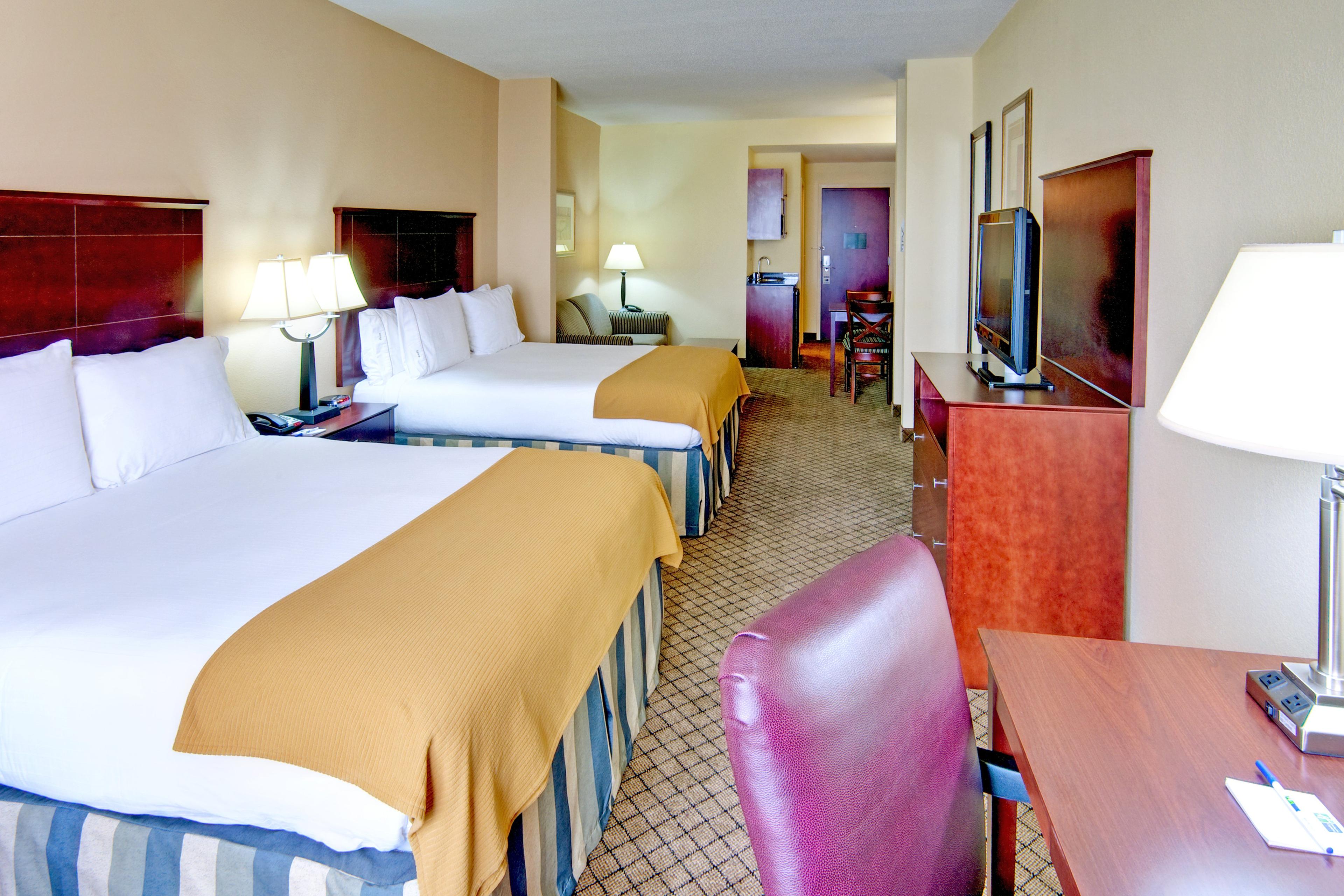 HOLIDAY INN EXP STES MILLINGTO BY I