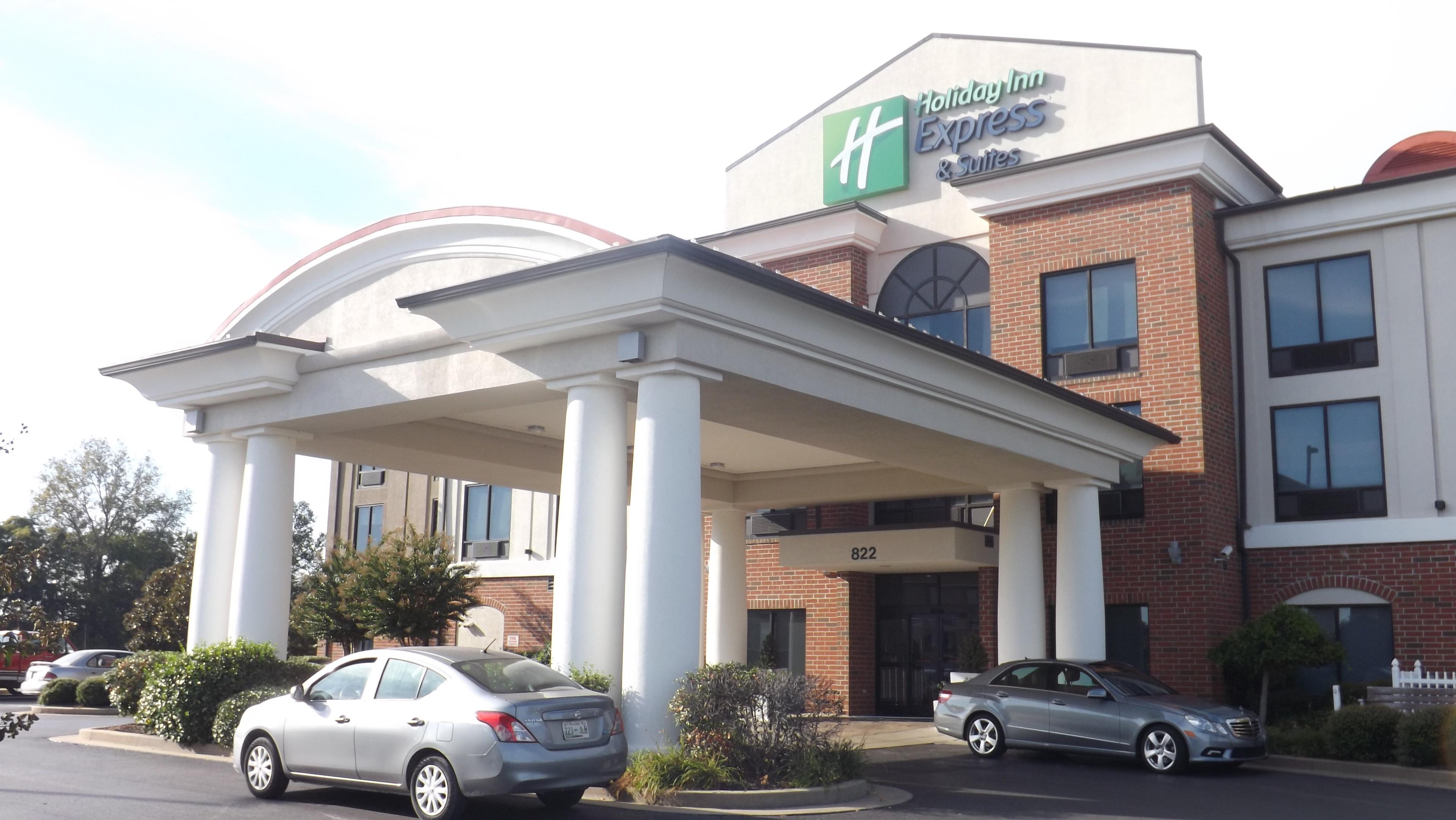 HOLIDAY INN EXP STES DYERSBURG BY I