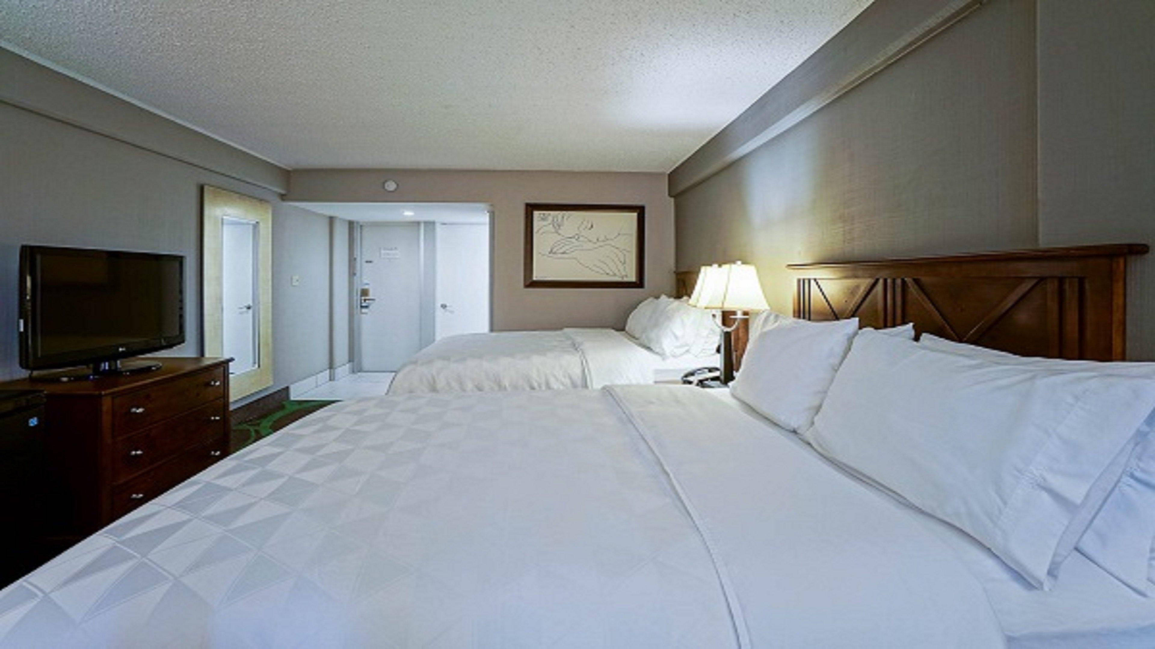 HOLIDAY INN MANHATTAN CAMPUS BY IHG