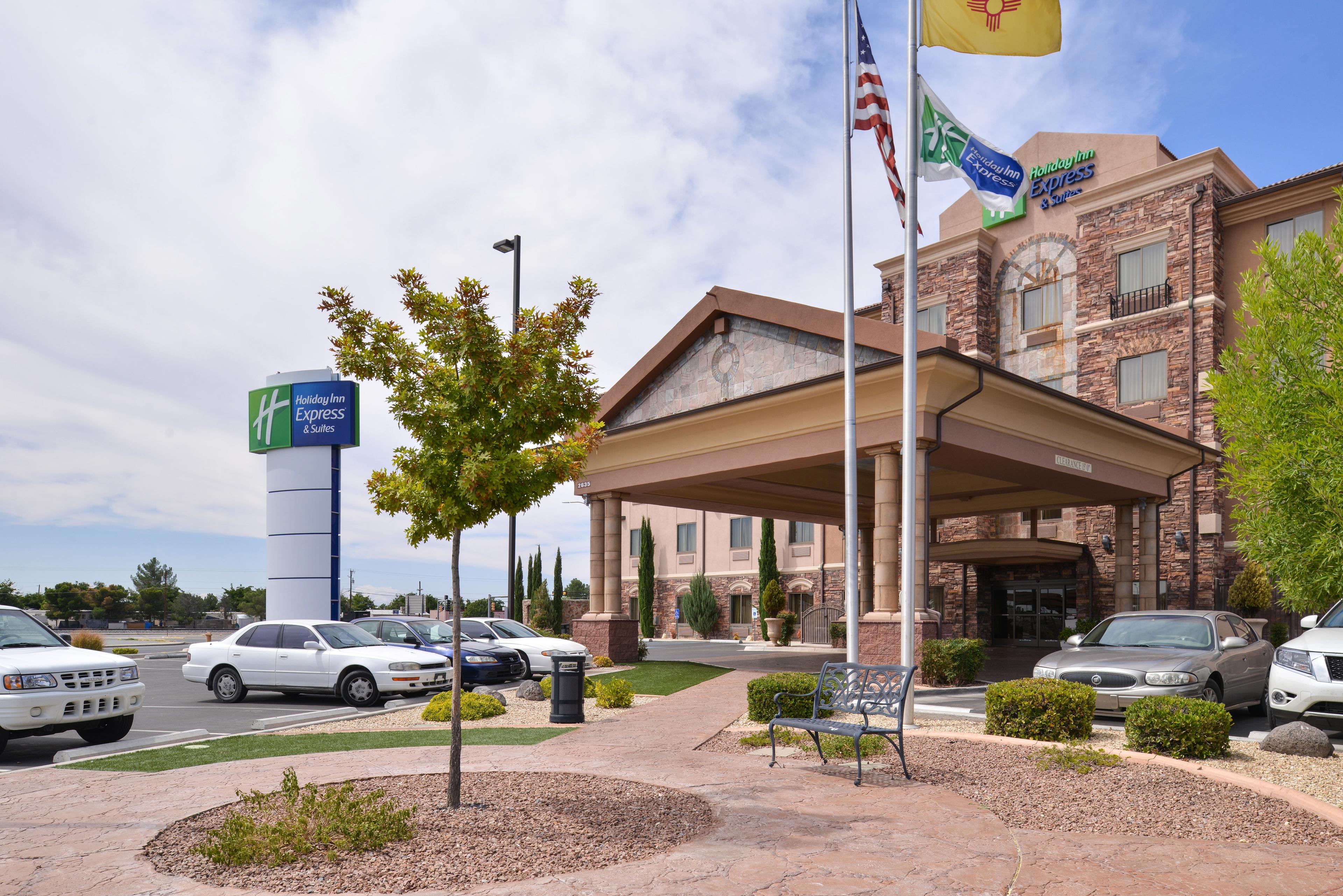 HOLIDAY INN EXP STES LAS CRUCES BY