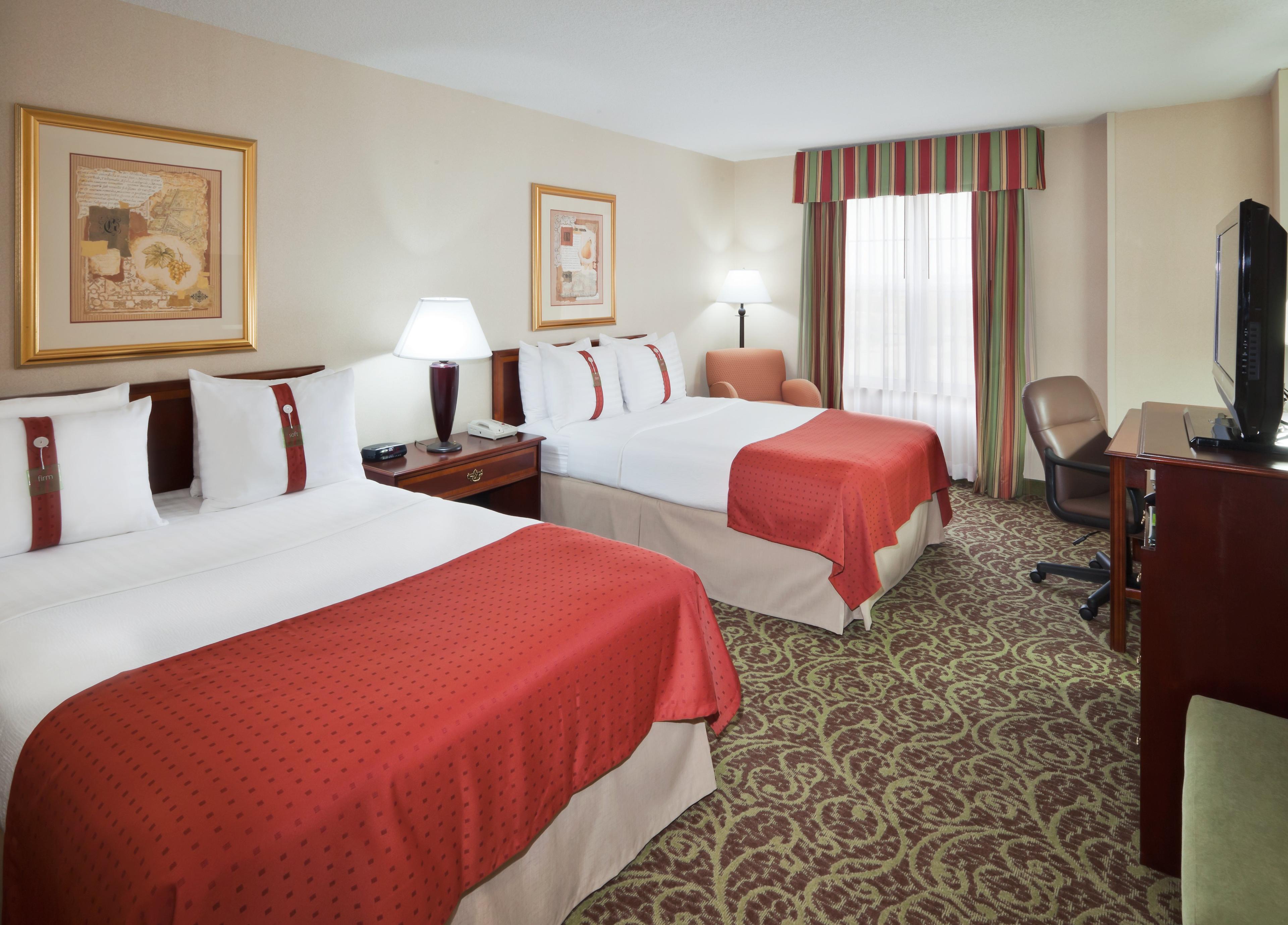 HOLIDAY INN CHANTILLY-DULLES E BY I