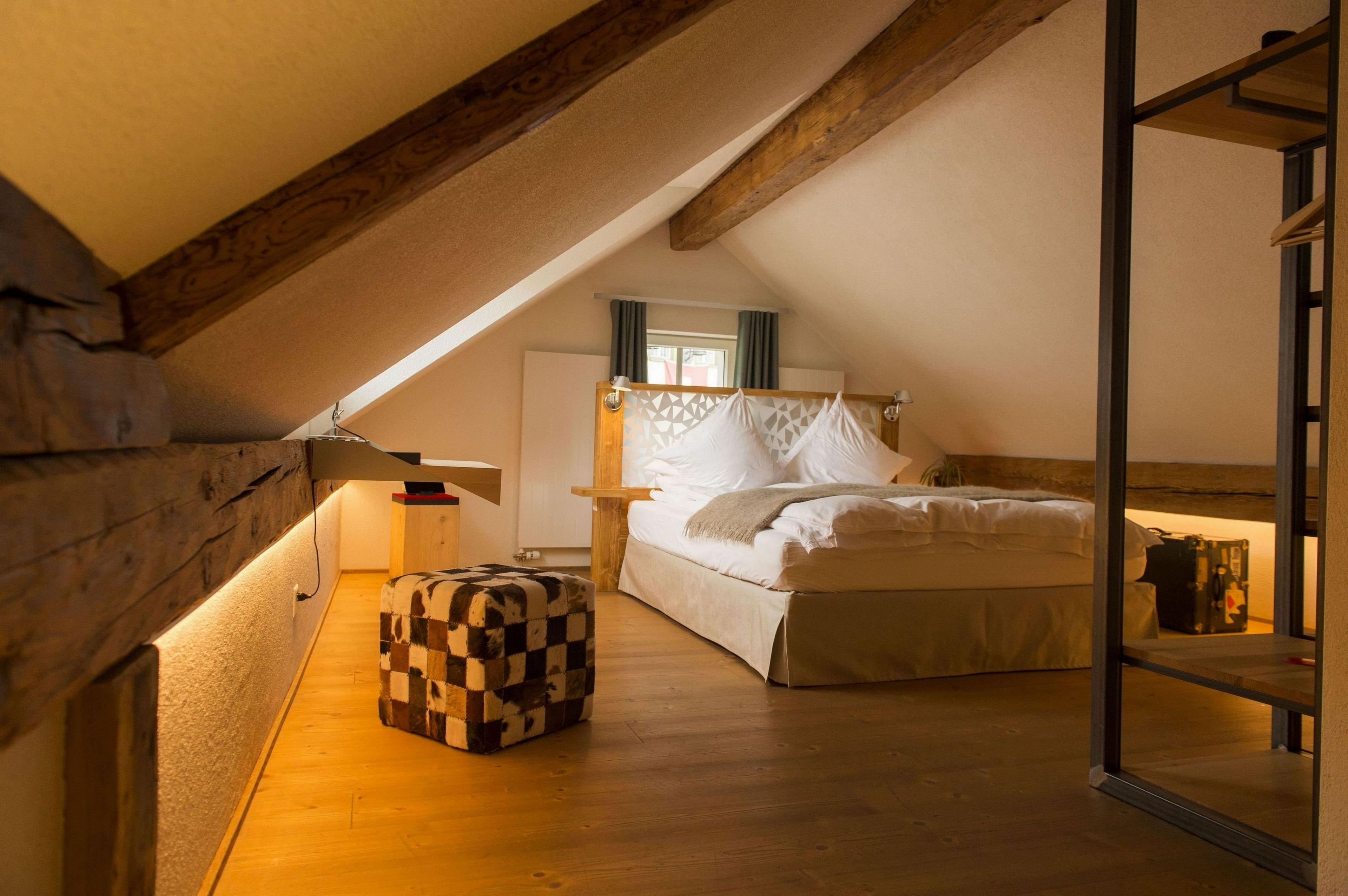 BOUTIQUE HOTEL THE RIVER HOUSE