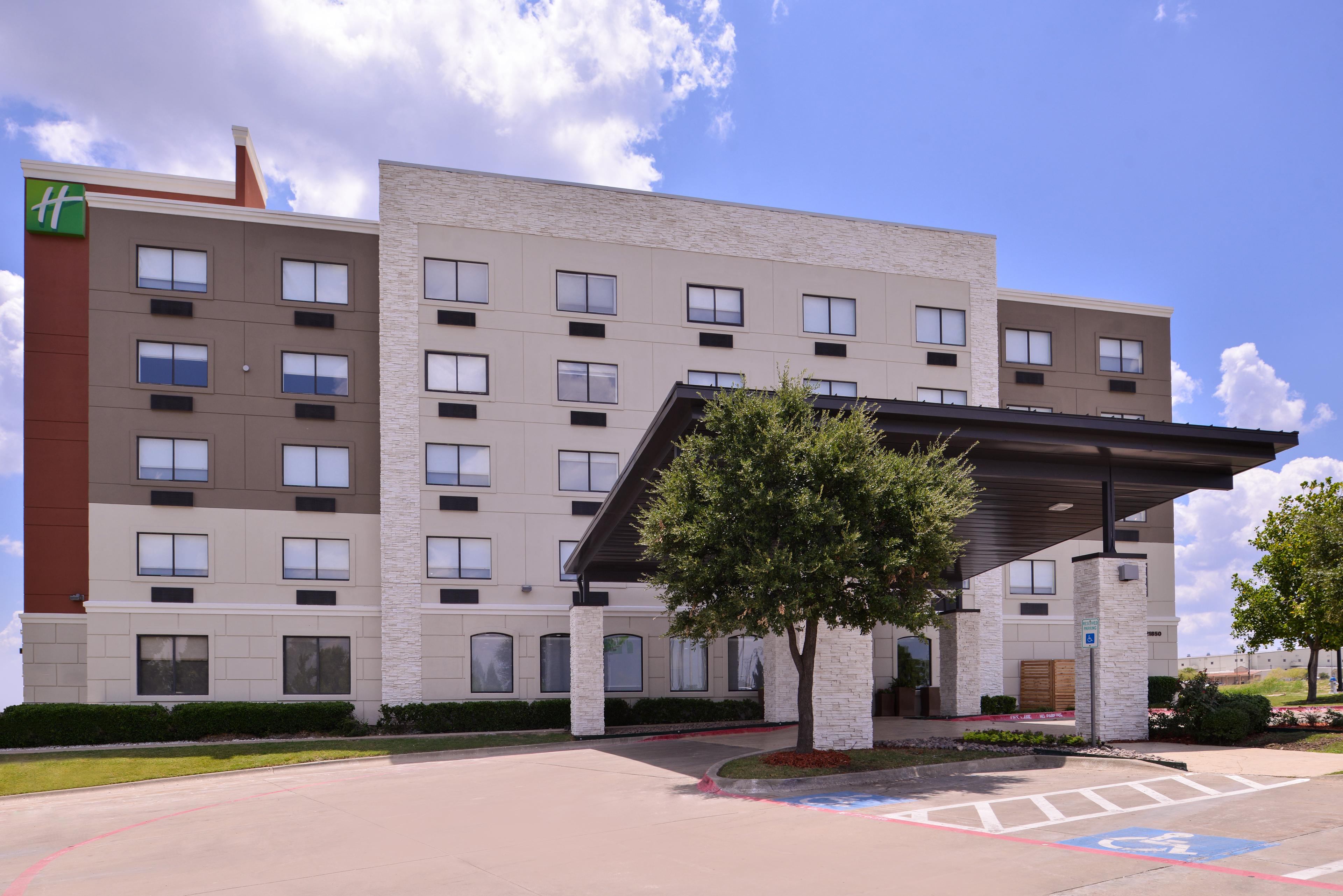 HOLIDAY INN EXPRESS MESQUITE BY IHG