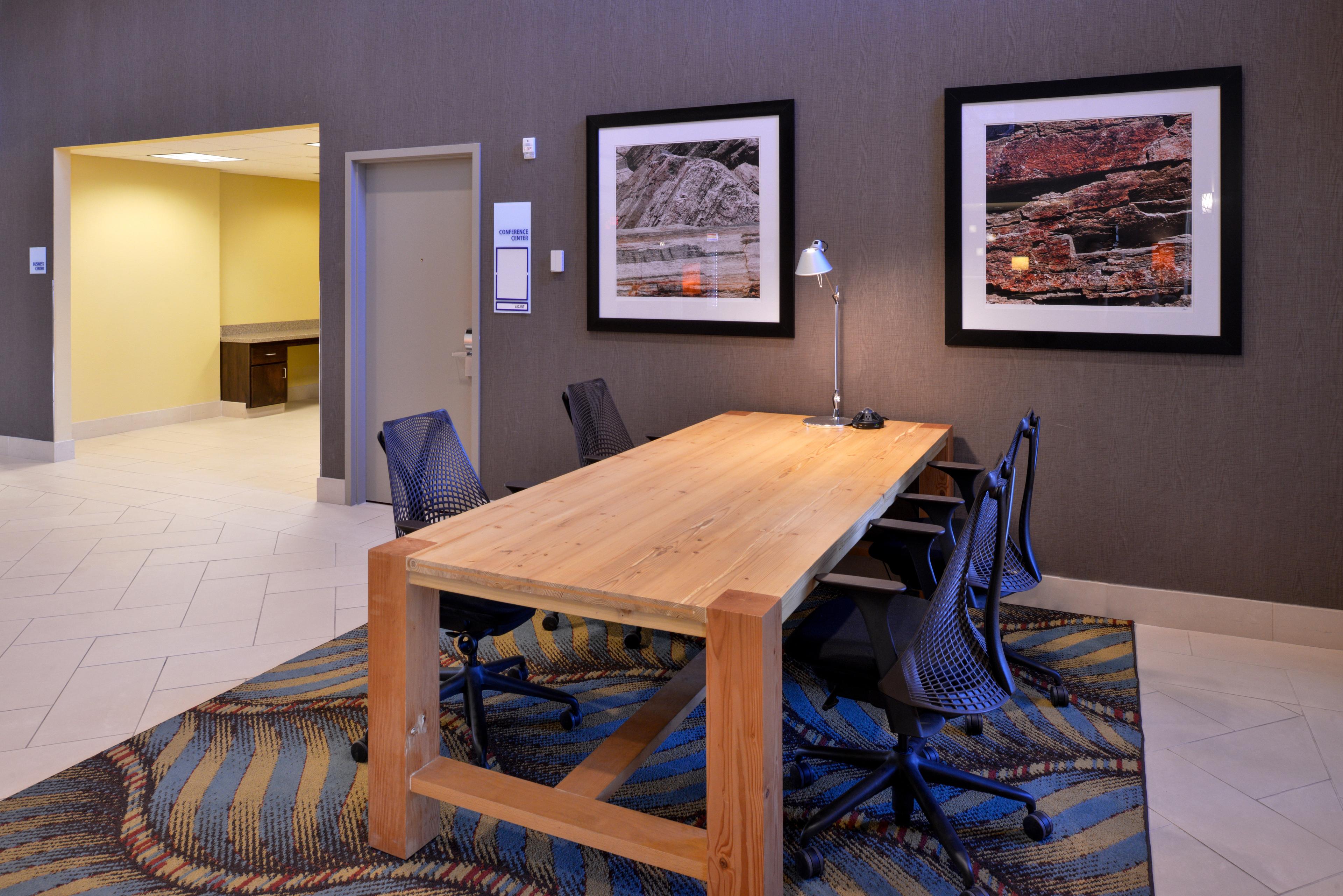 HOLIDAY INN EXP STES PAGE BY IHG