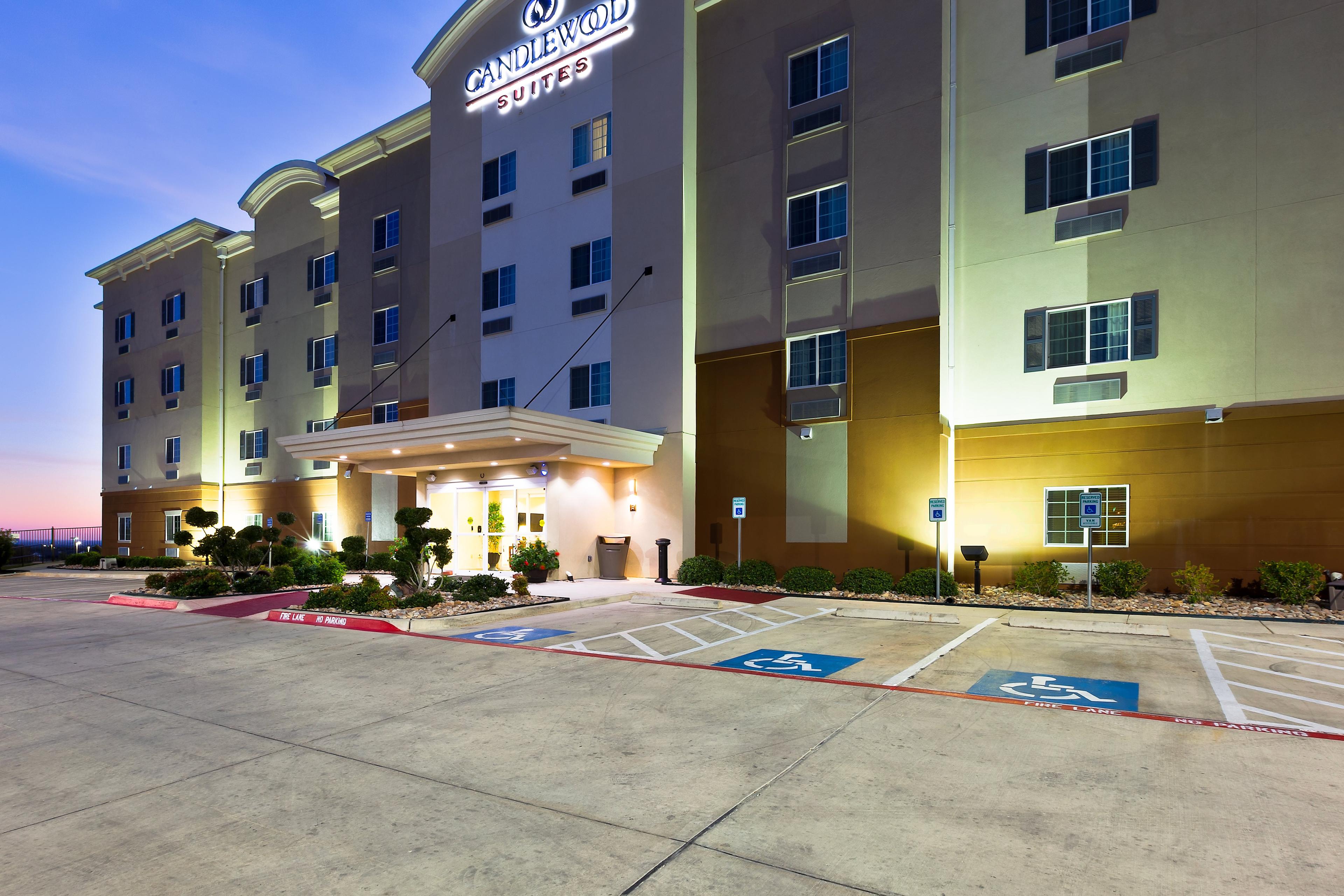CANDLEWOOD STES MEDICAL CENTER BY I