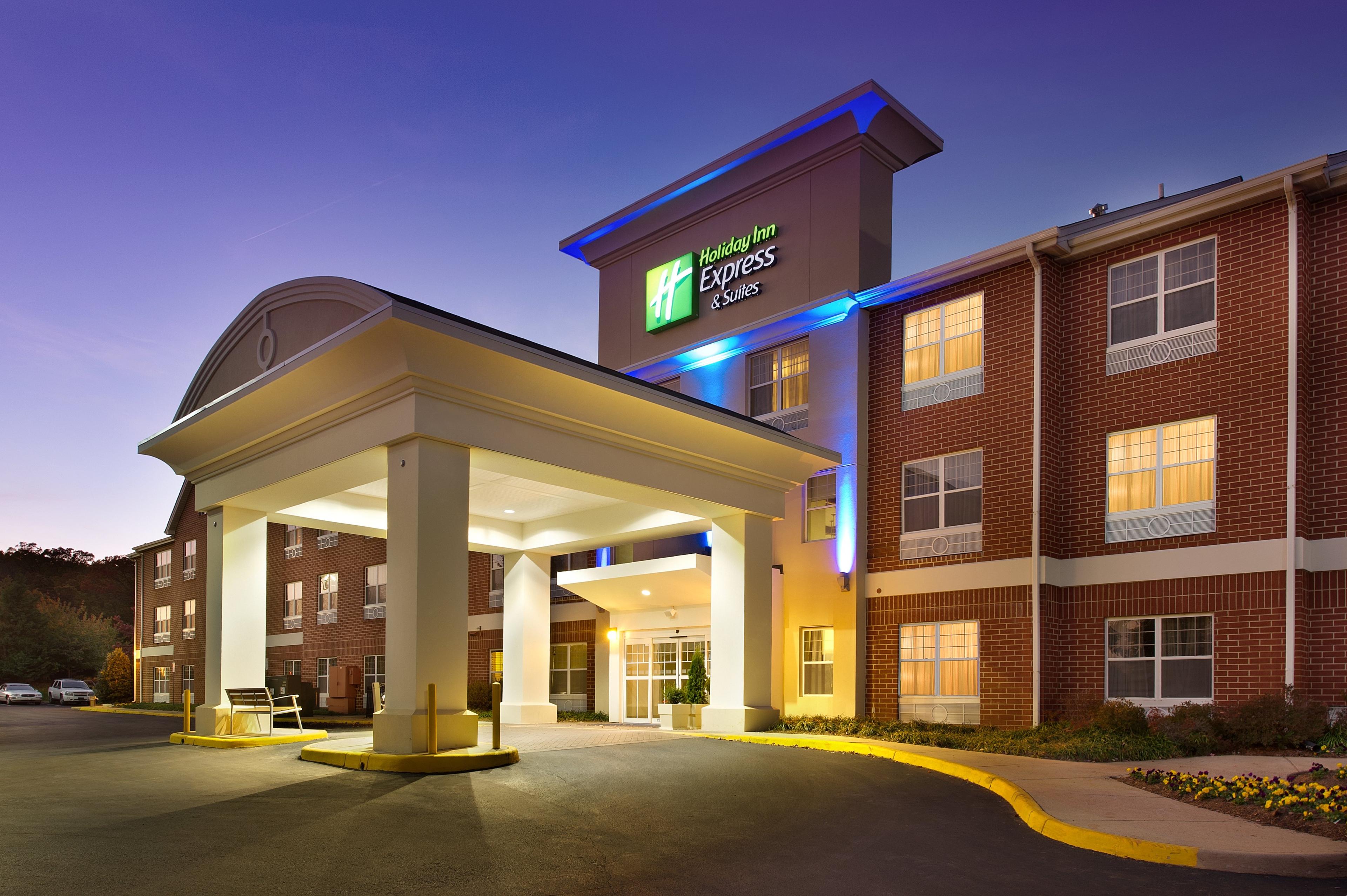 HOLIDAY INN EXP STES MANASSAS BY IH