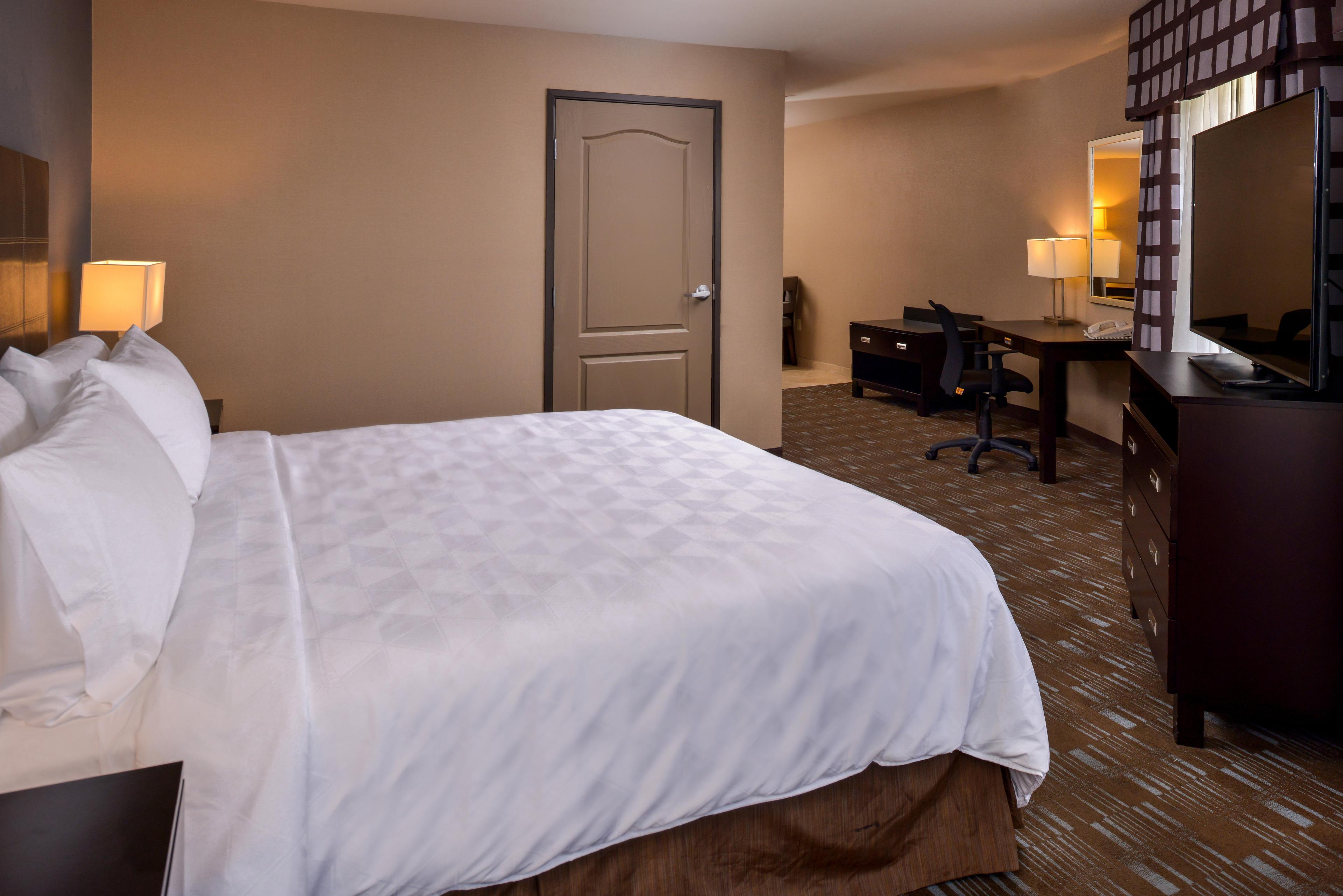 HOLIDAY INN ONTARIO AIRPORT BY IHG