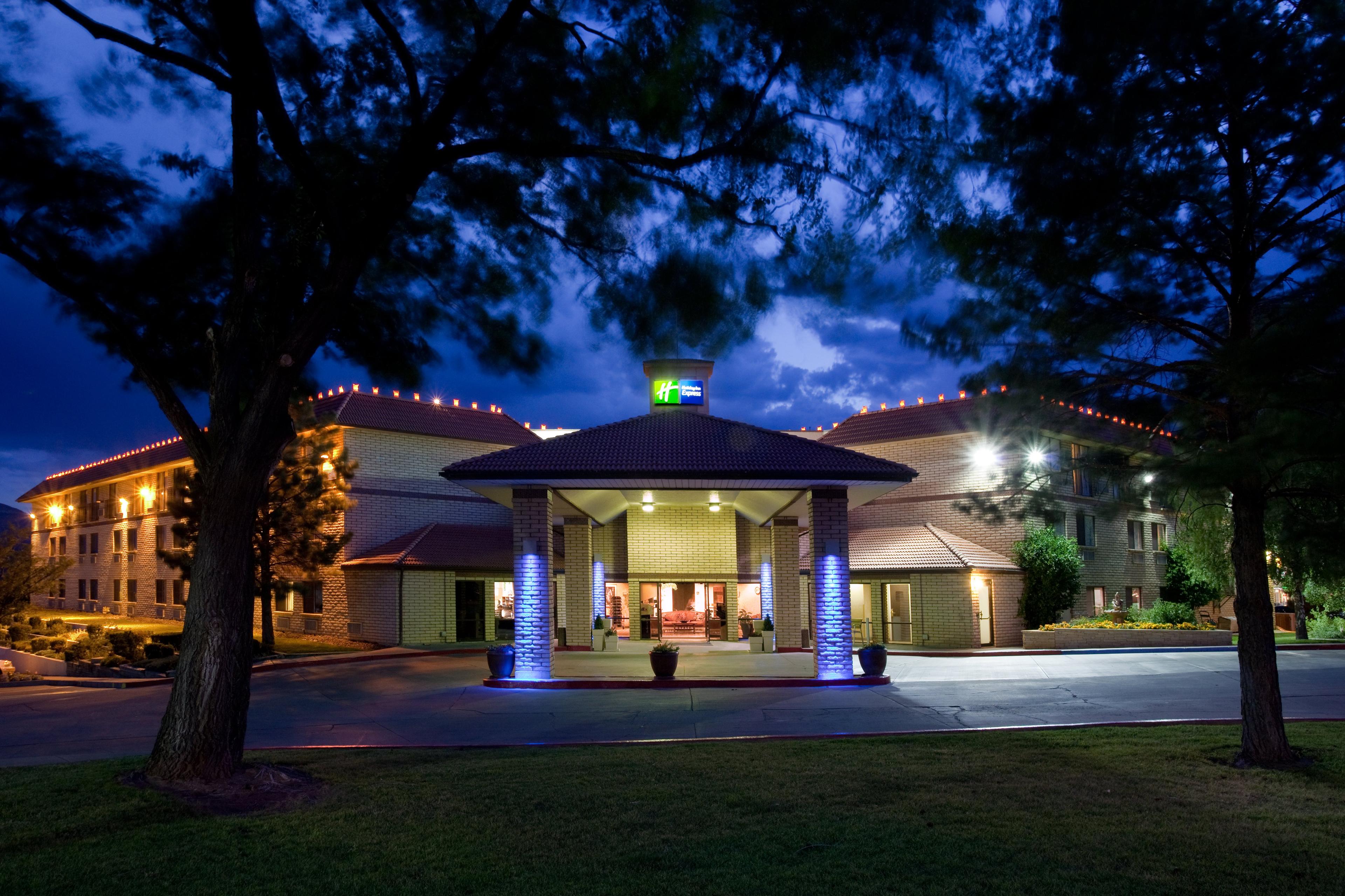 HOLIDAY INN EXP MESA VERDE BY IHG