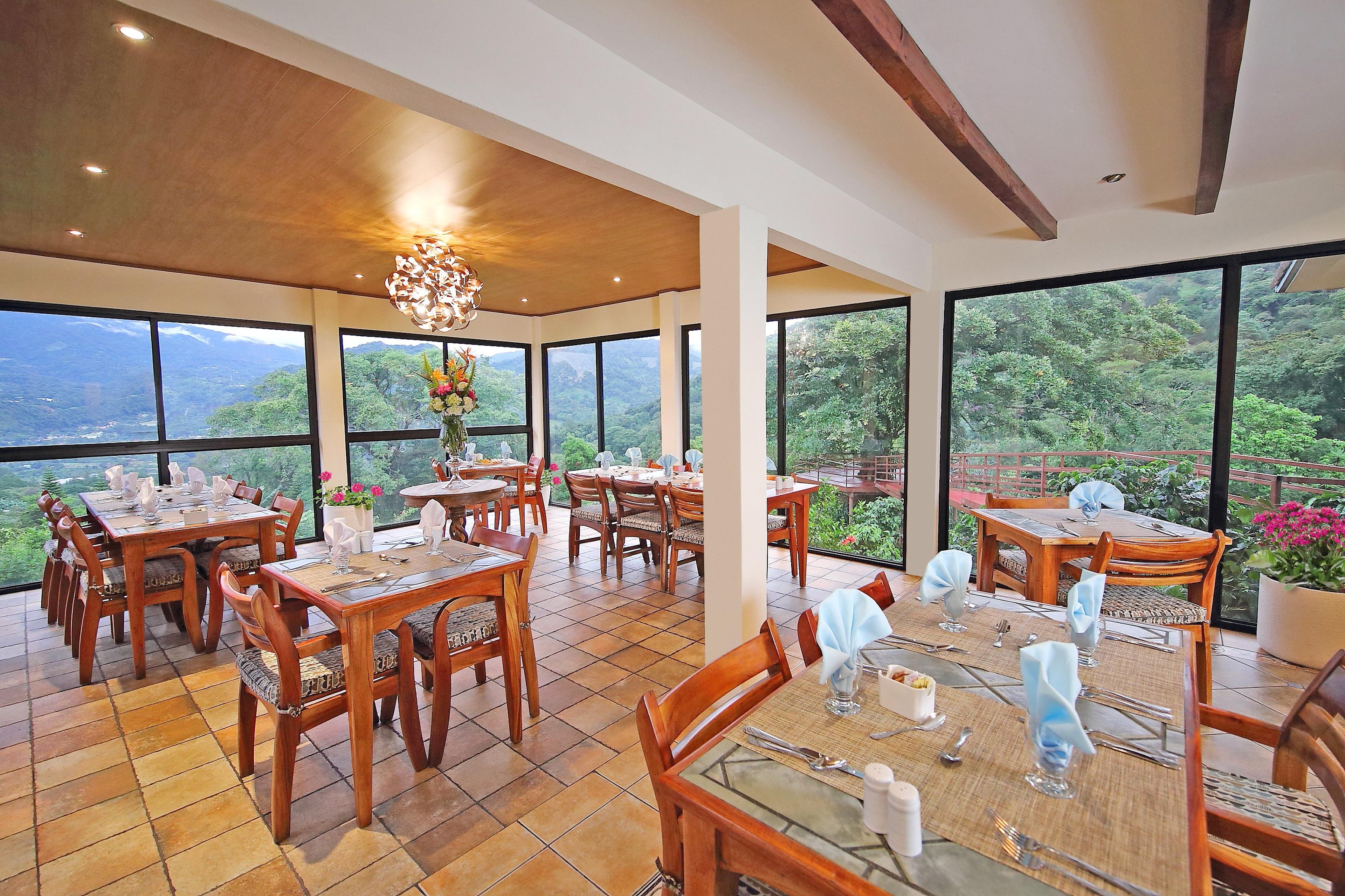 Los Establos Botique Hotel