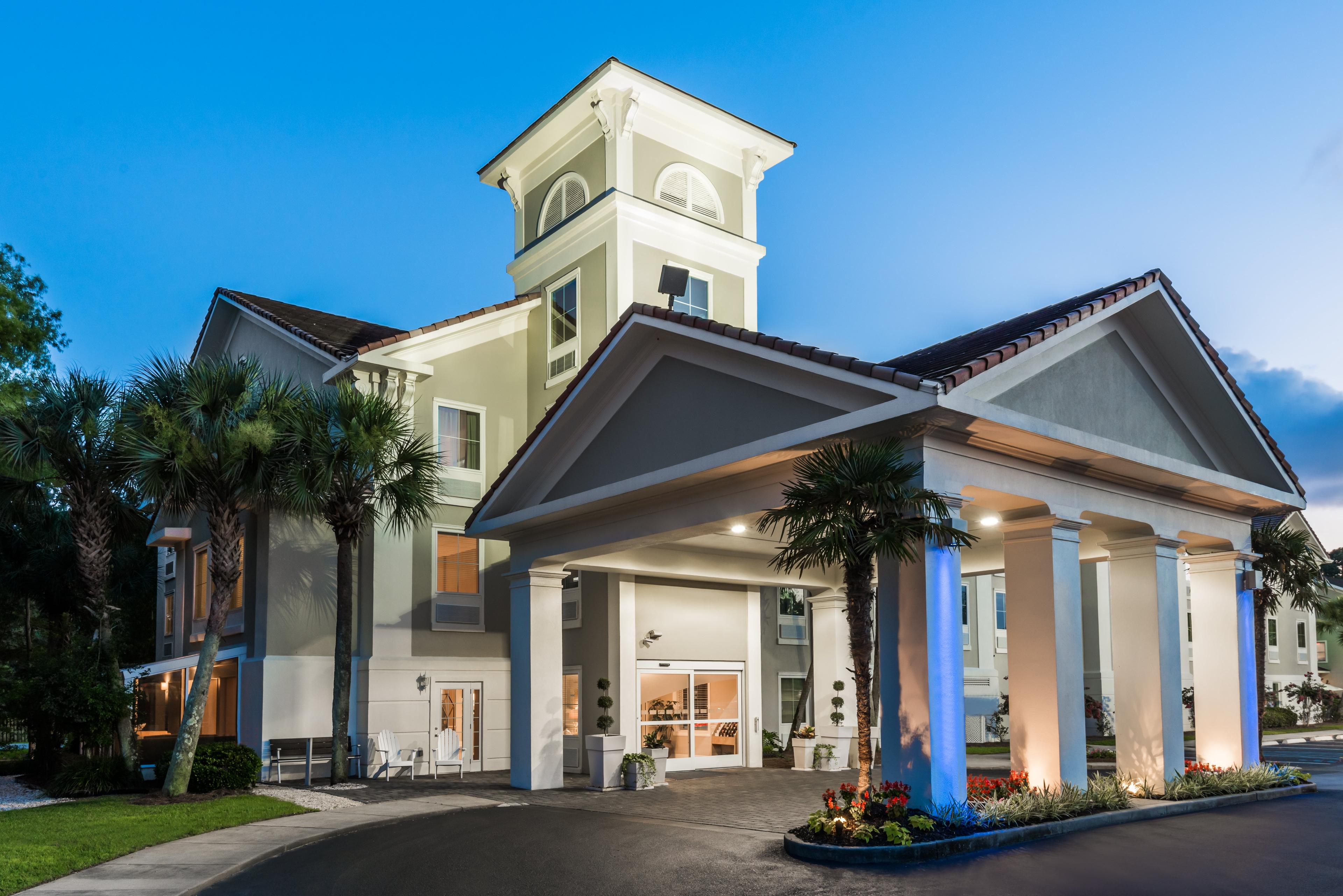 HOLIDAY INN EXPRESS FAIRHOPE BY IHG