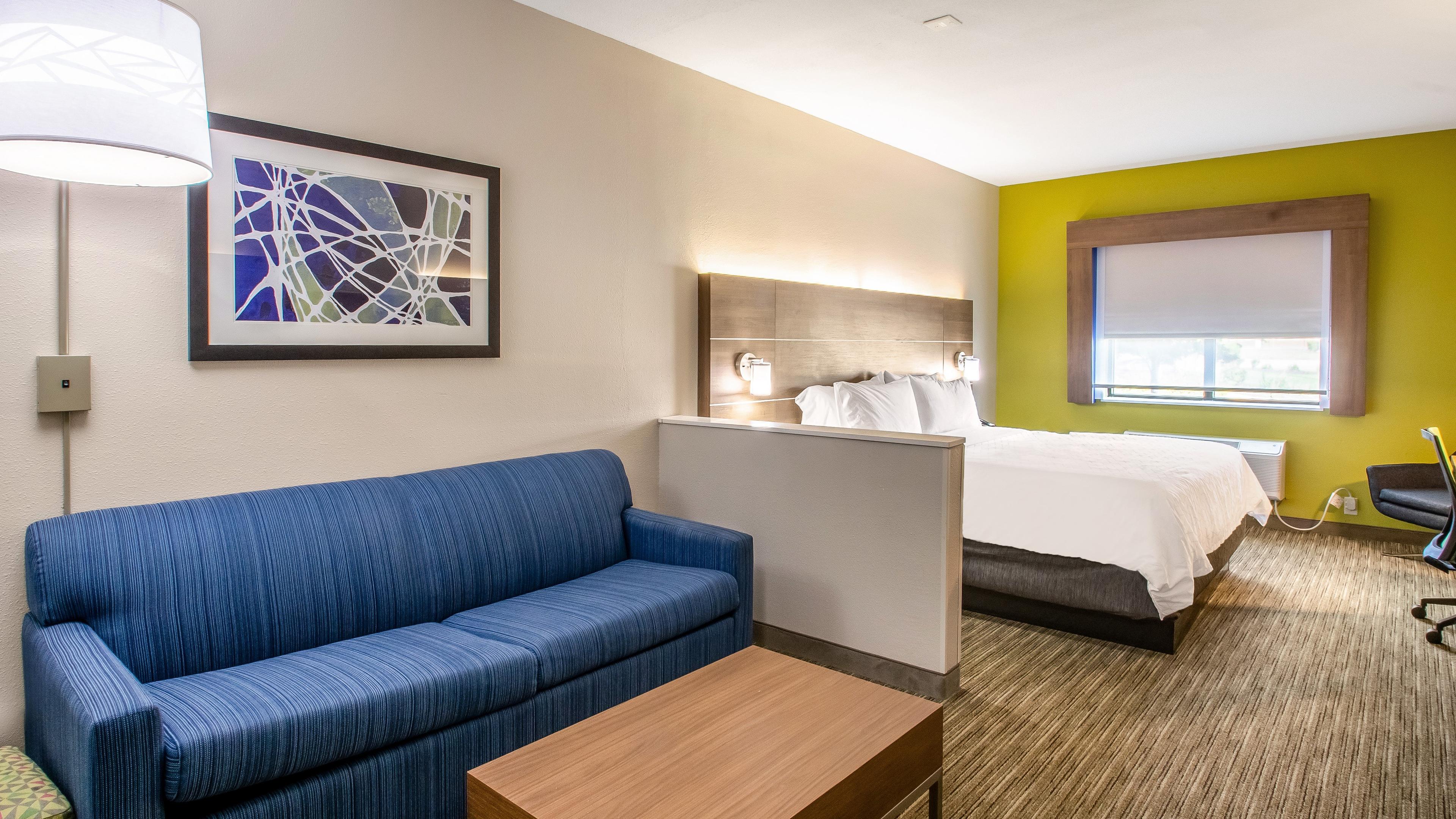HOLIDAY INN EXP STES OLATHE SOUTH B