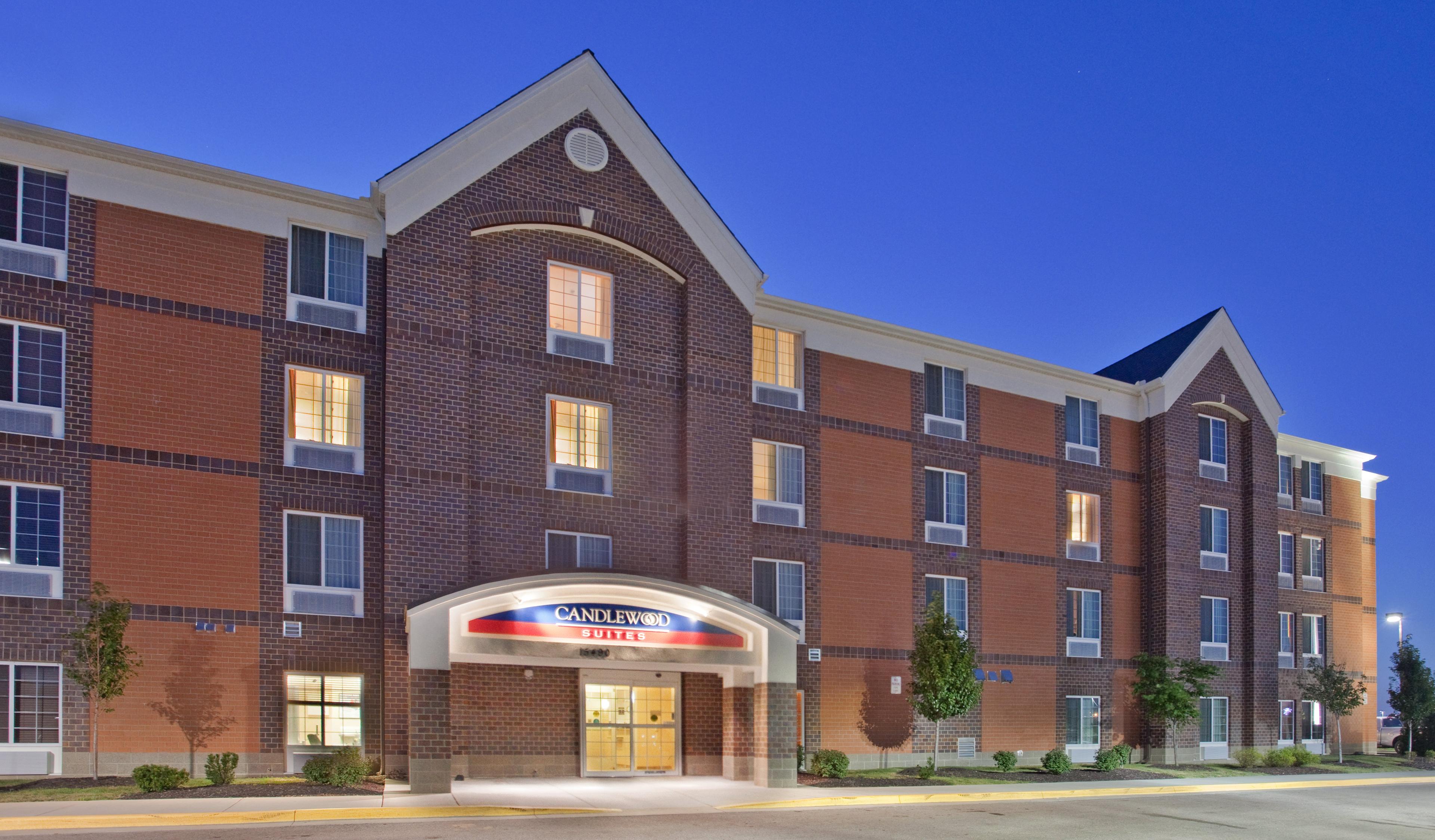 CANDLEWOOD SUITES OLATHE BY IHG