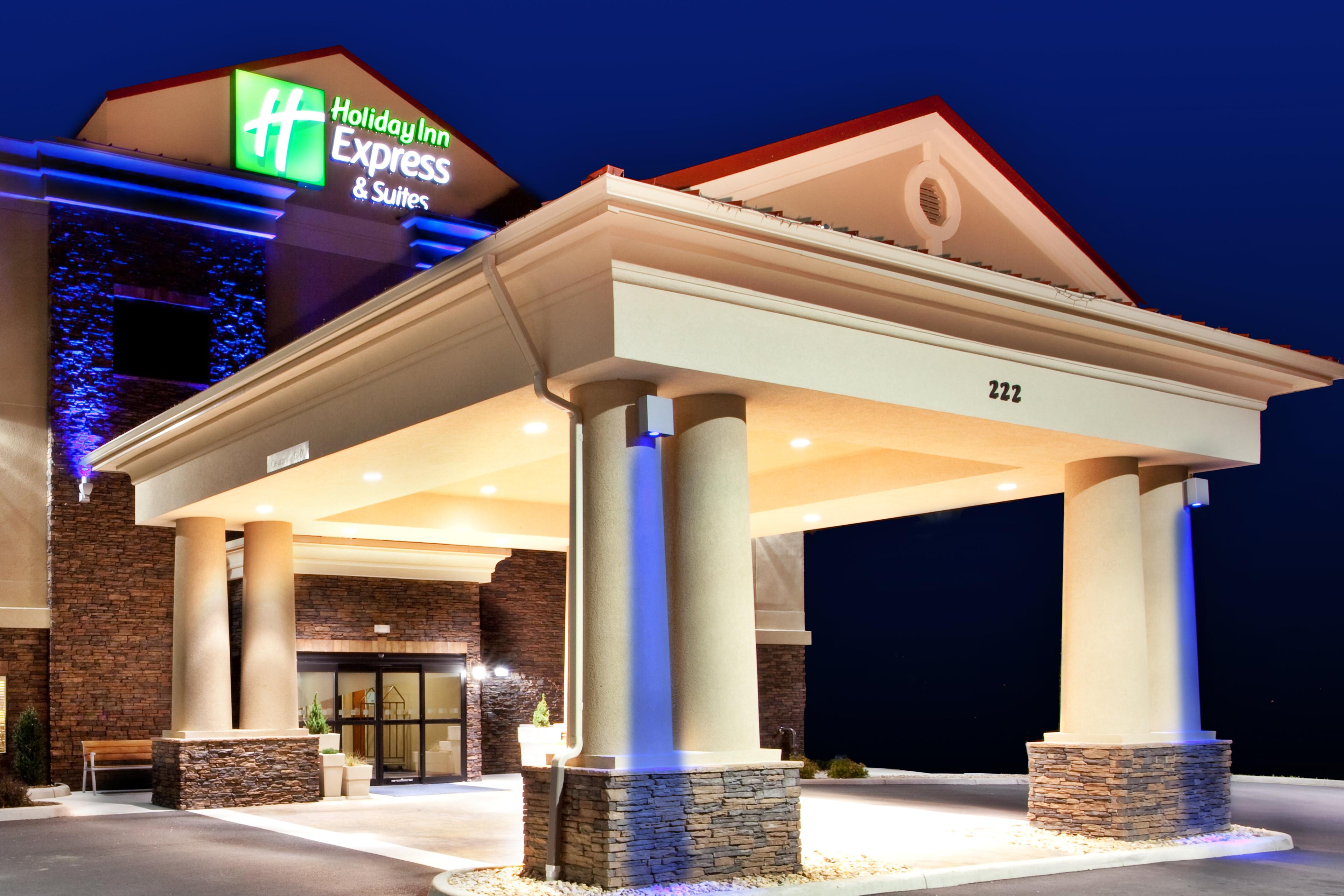 HOLIDAY INN EXP STES LEWISBURG BY I