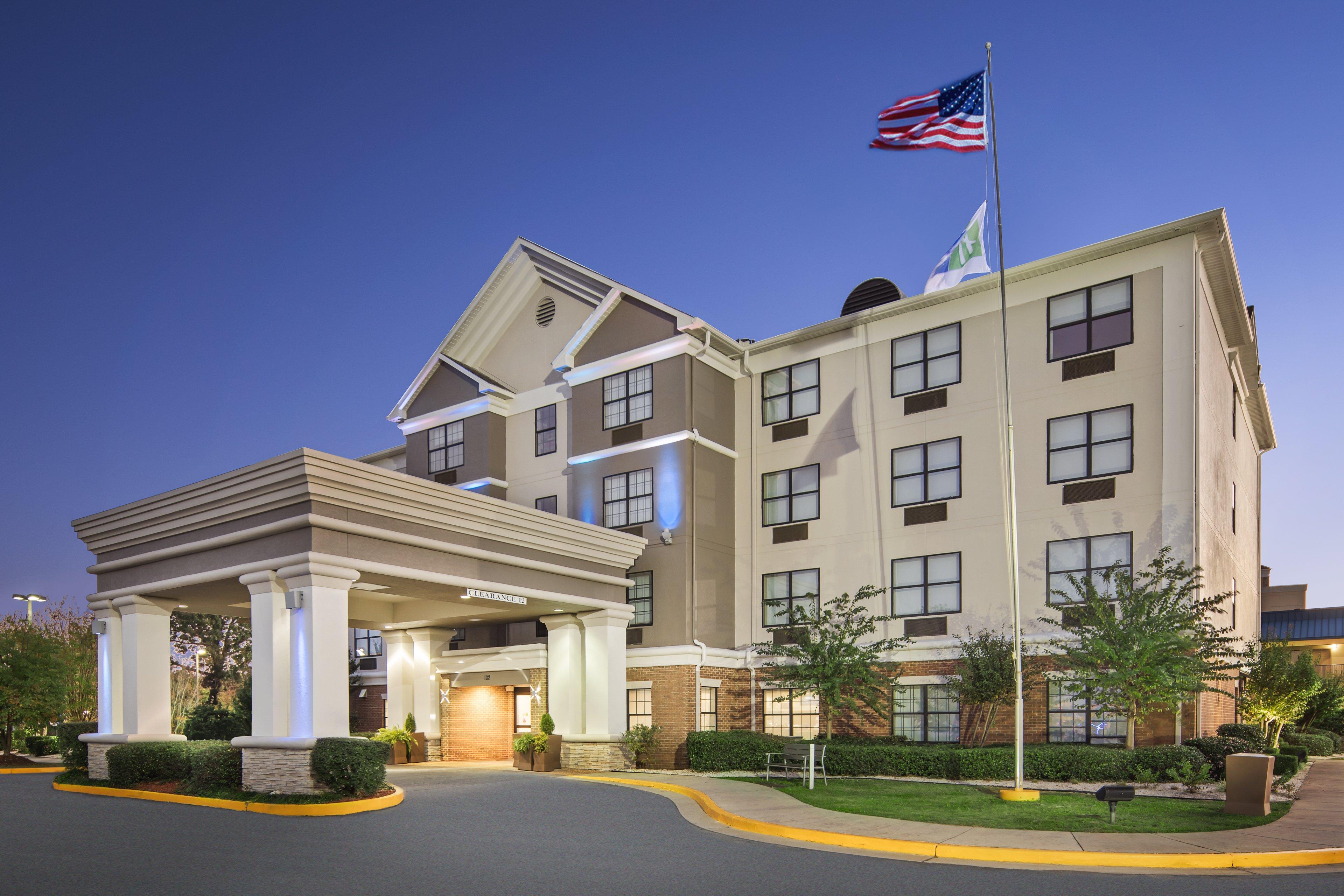 HOLIDAY INN EXP STES BYRON BY IHG