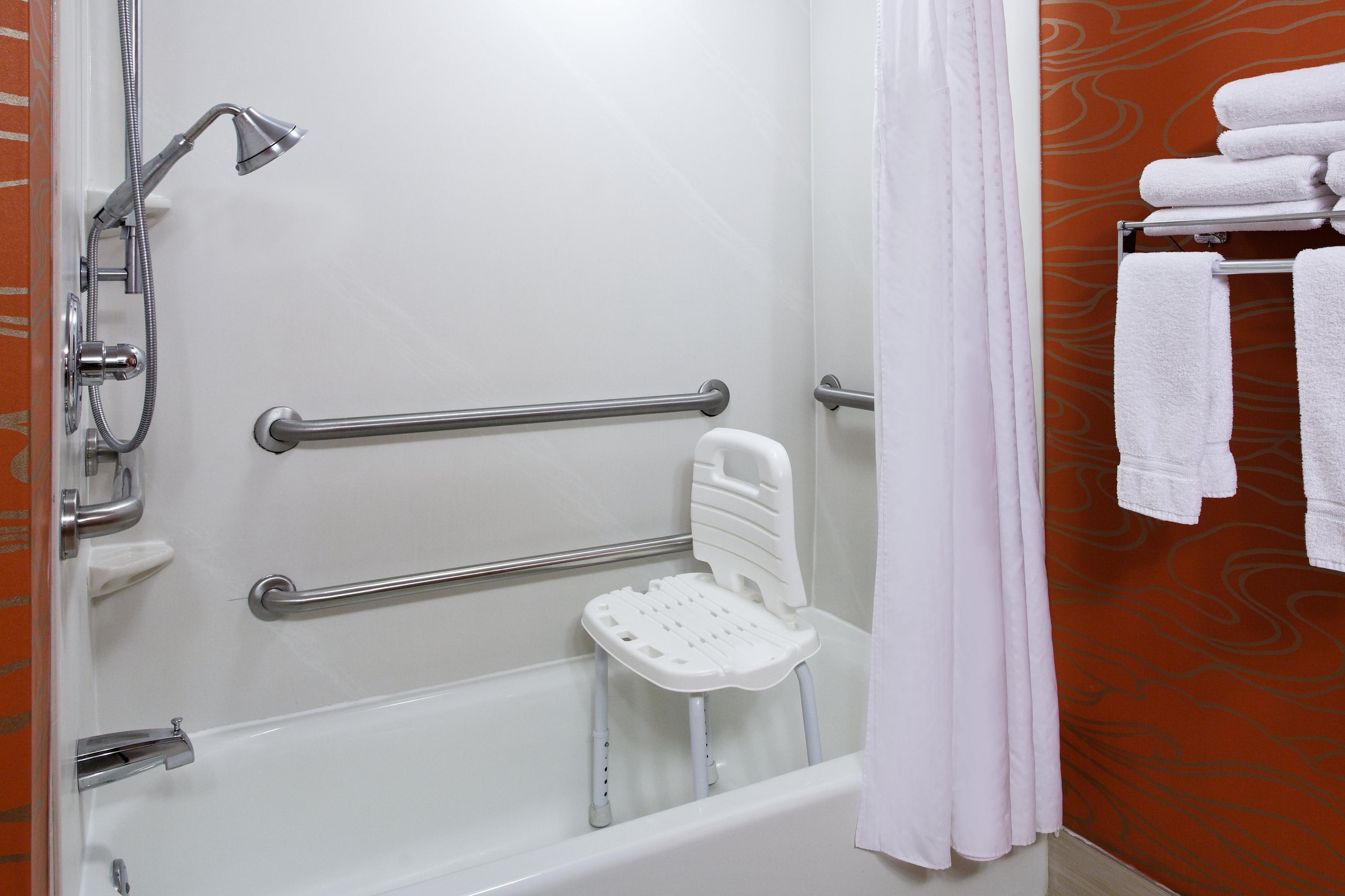 HOLIDAY INN EXPRESS HULL ST BY IHG
