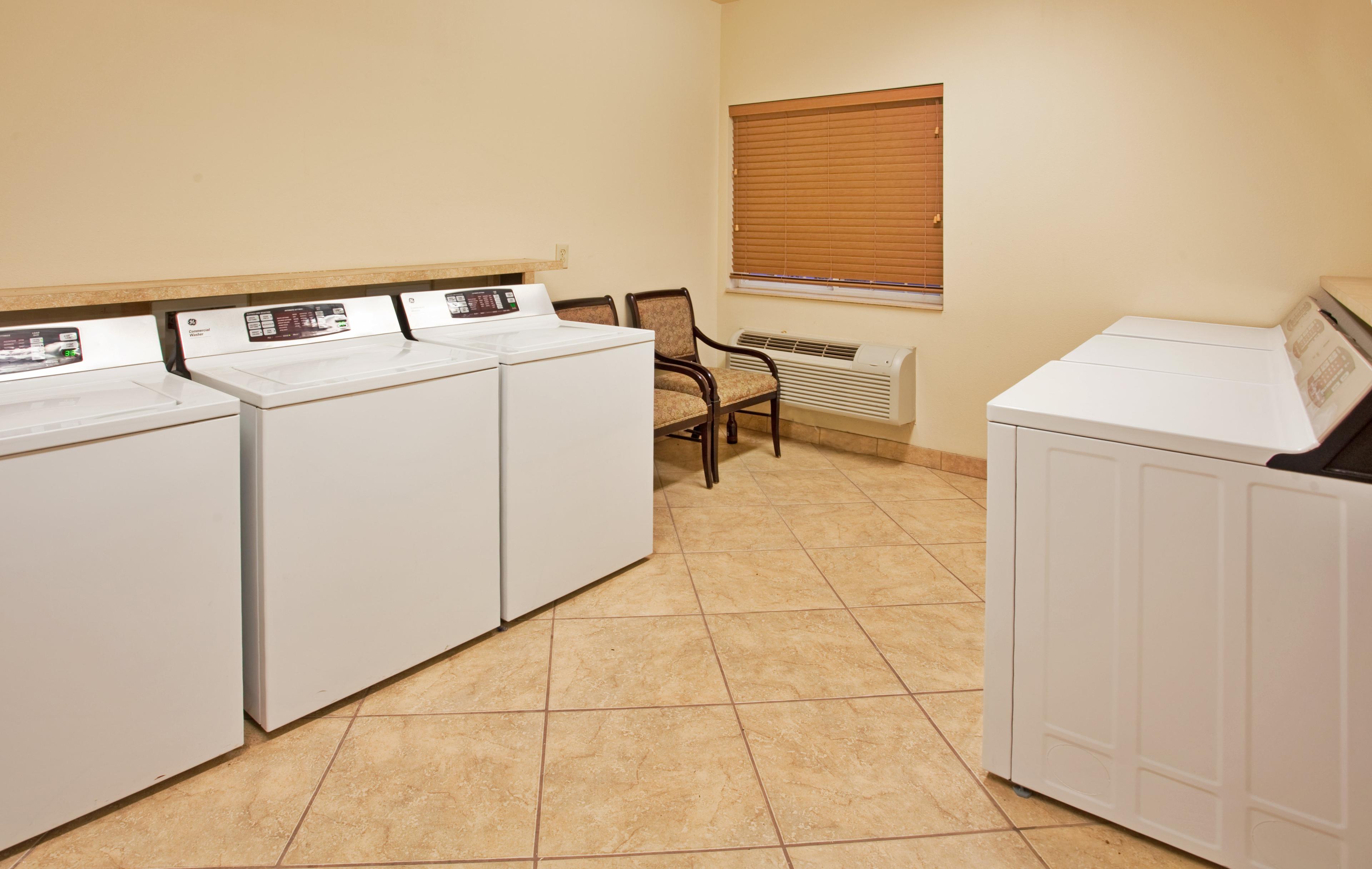 CANDLEWOOD SUITES BY IHG