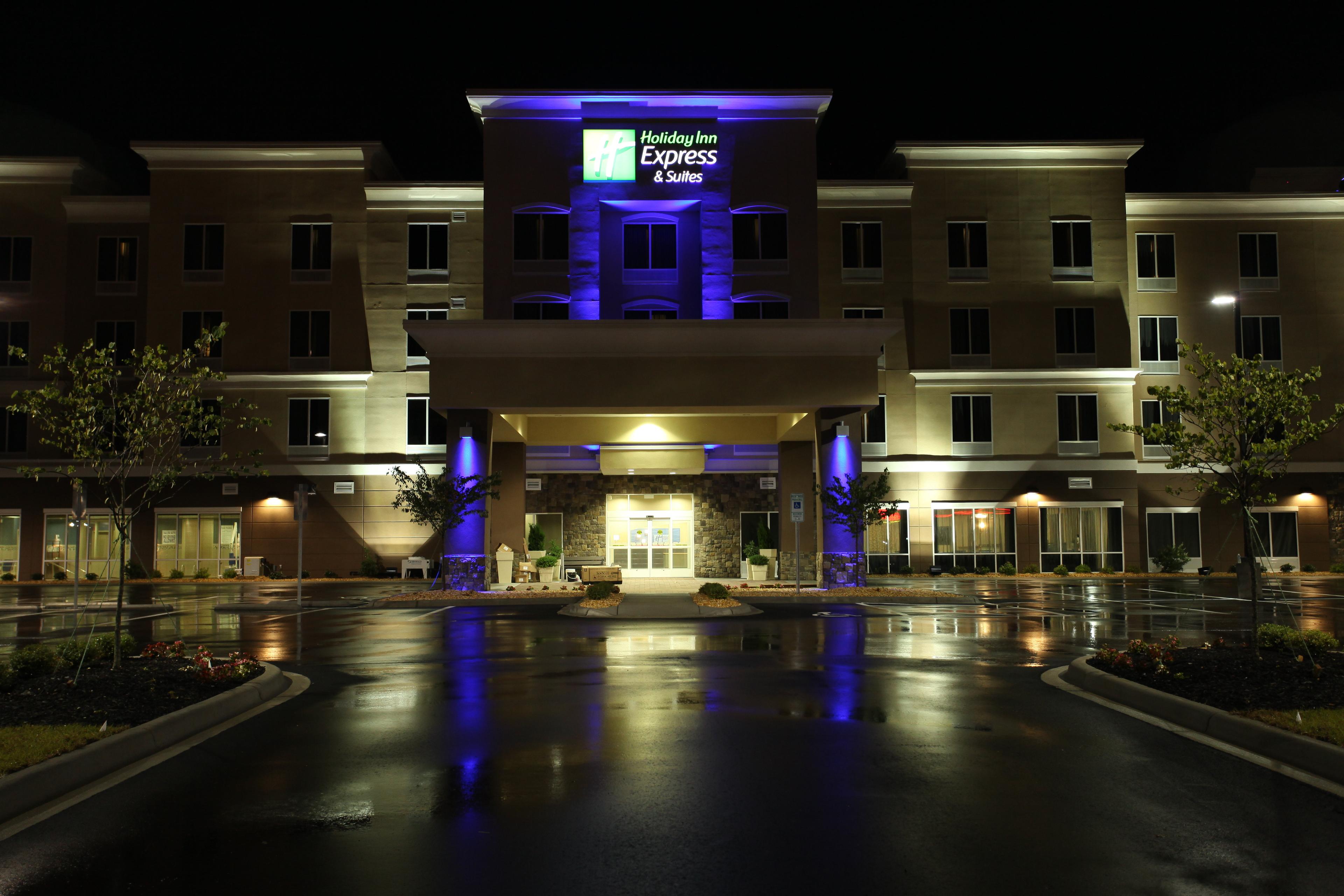 HOLIDAY INN EXP STES GOLDSBORO BY I