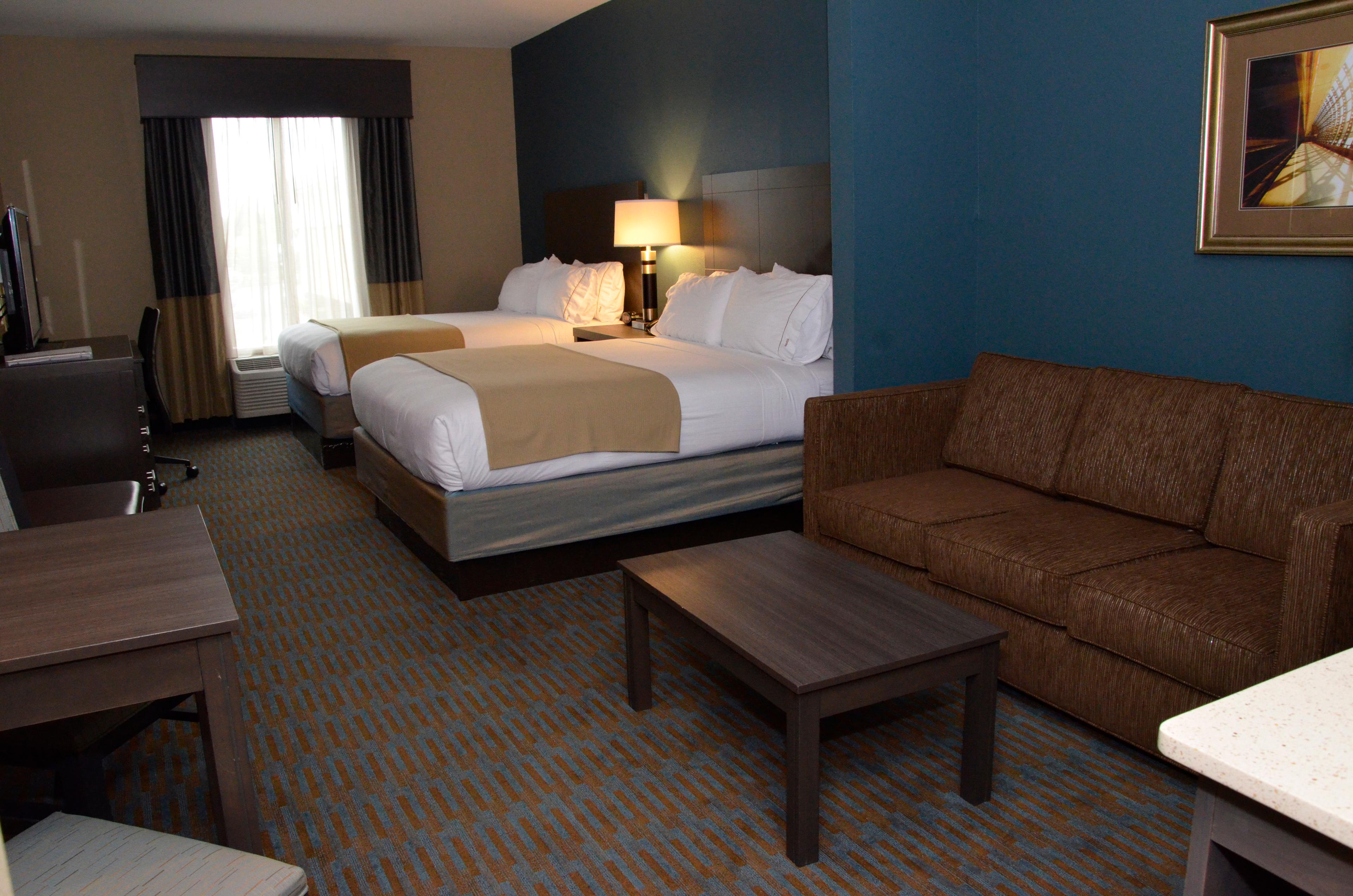 HOLIDAY INN EXP STES GOLDSBORO BY I