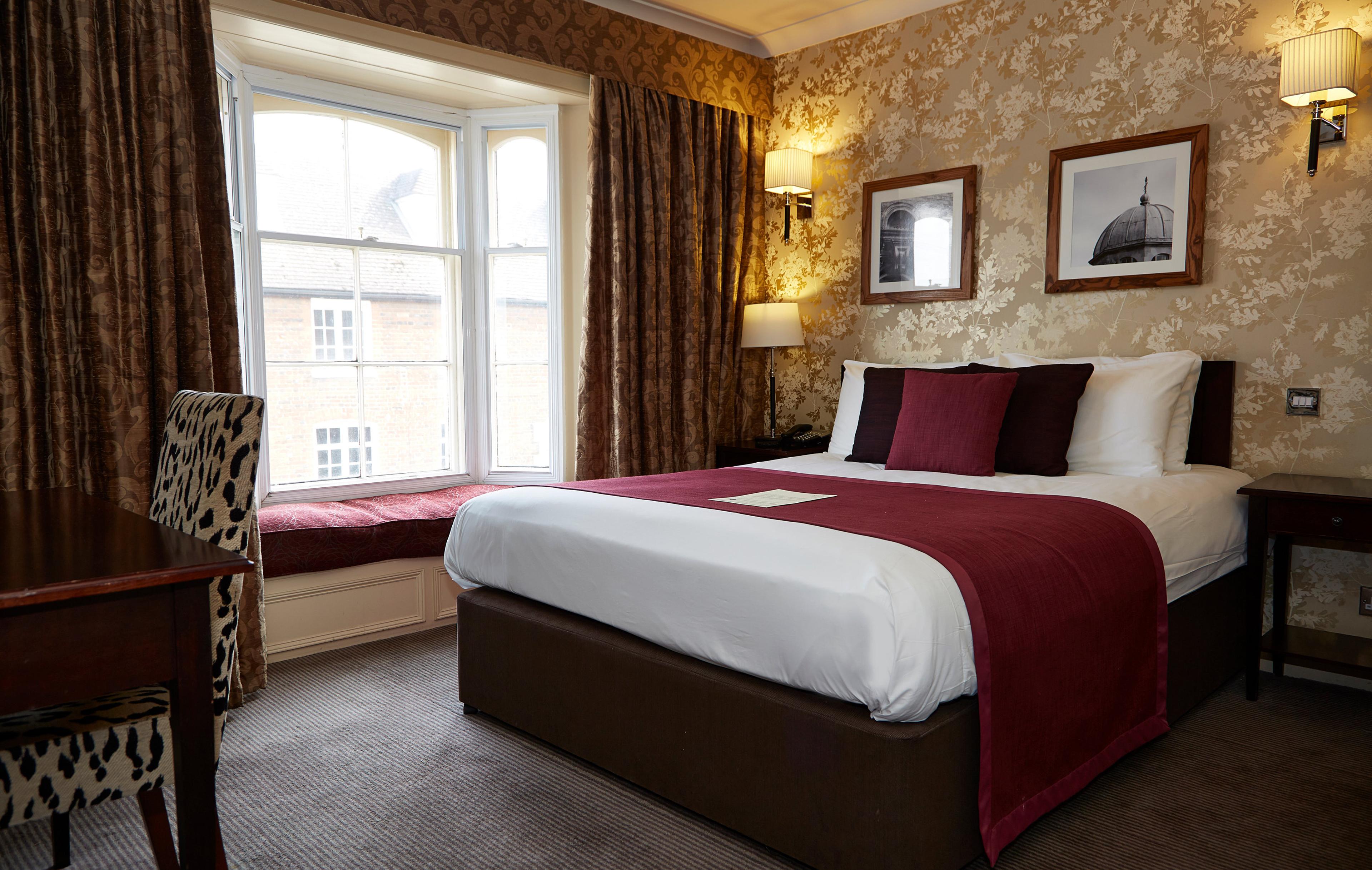 The Bell Hotel Woburn
