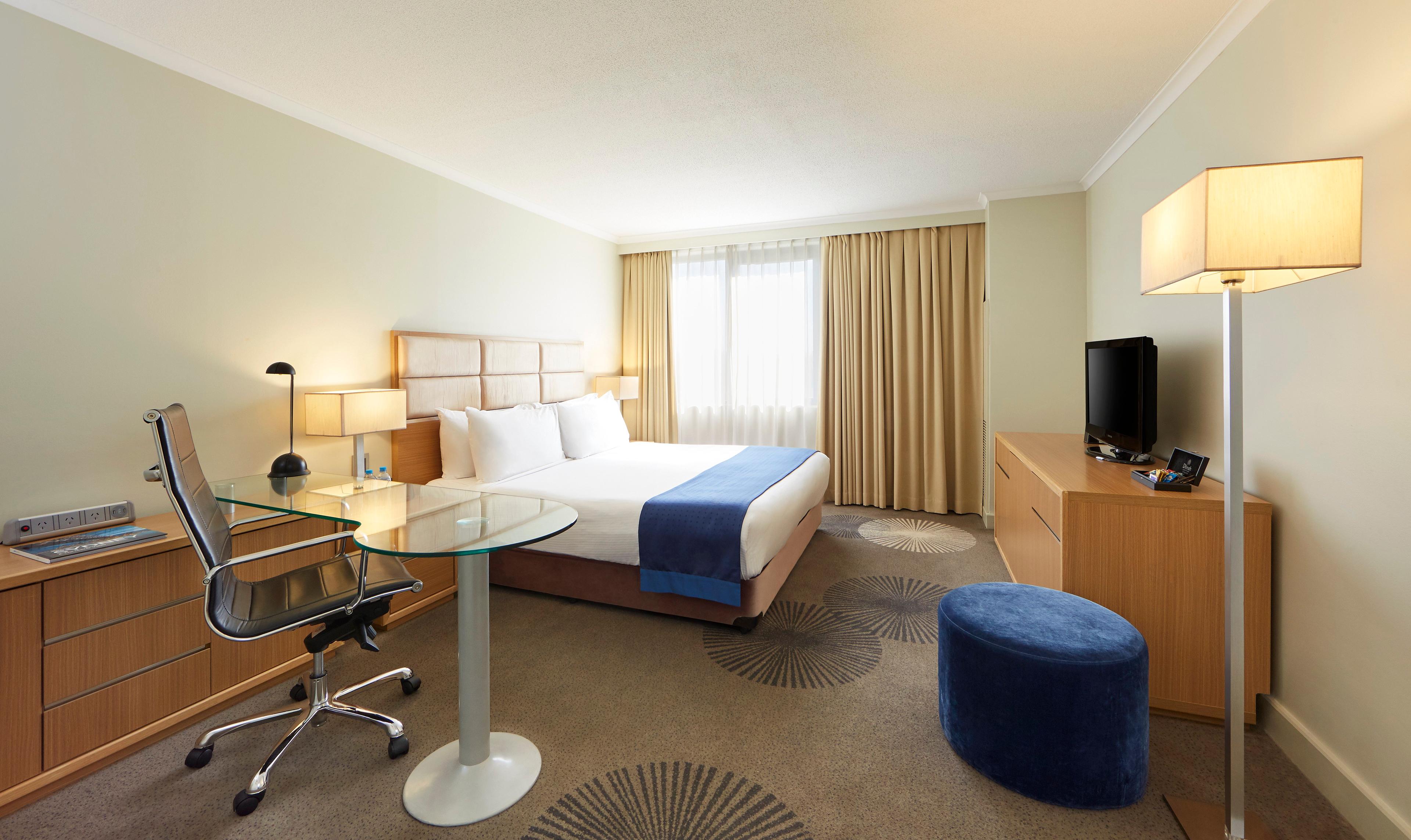 HOLIDAY INN PARRAMATTA